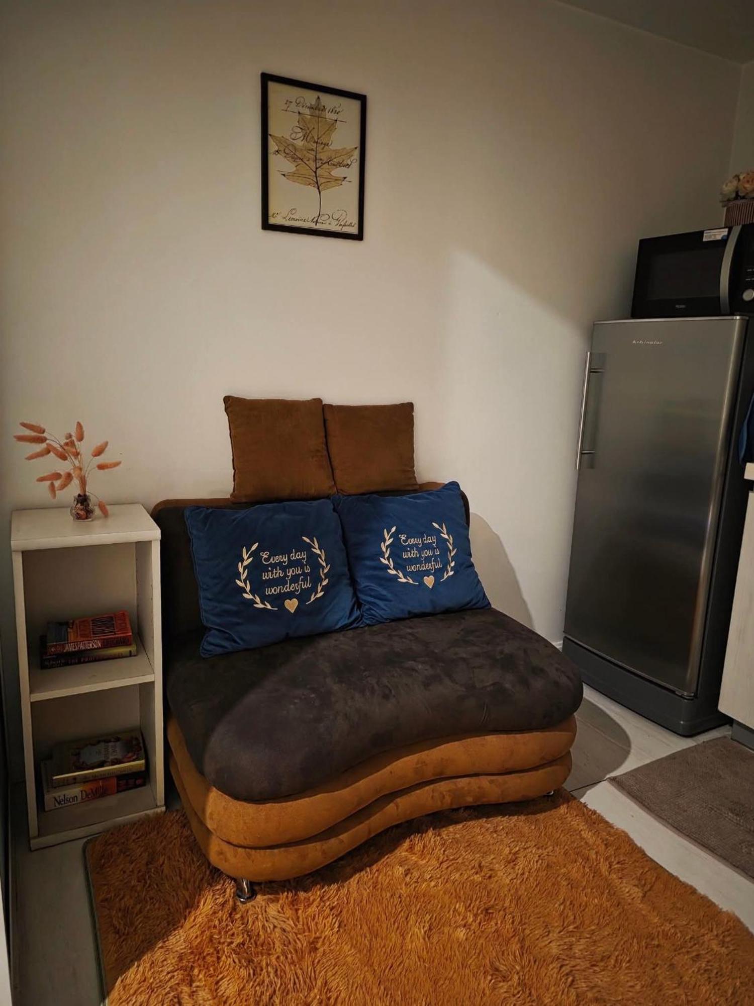Apartment Azure Staycation By Sibs