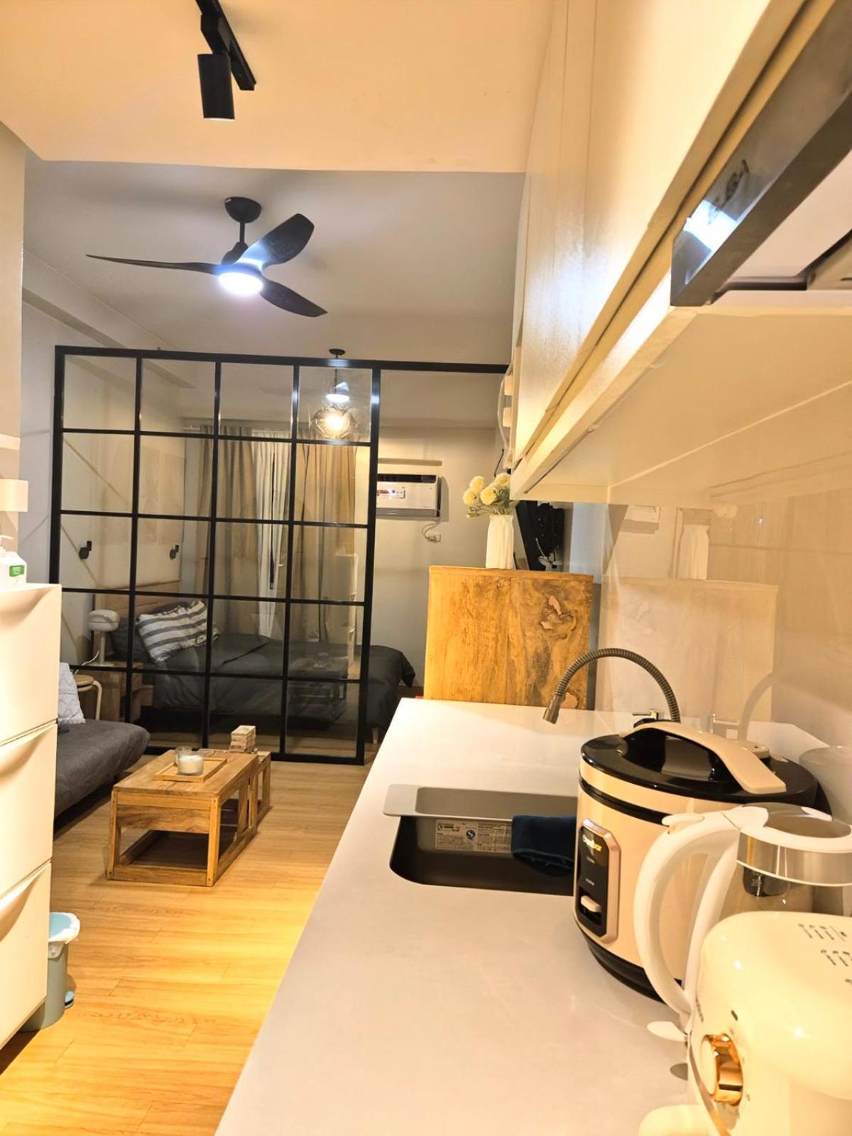 Aparthotel Mayumi Staycation On Smdc Trees Residences *