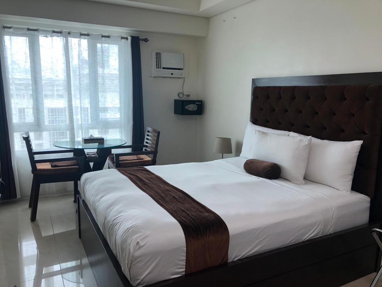 Apartment Unit At The Beacon Makati Near Greenbelt *