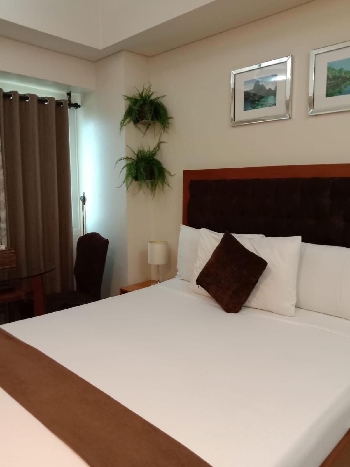 Unit At The Beacon Makati Near Greenbelt Apartment *