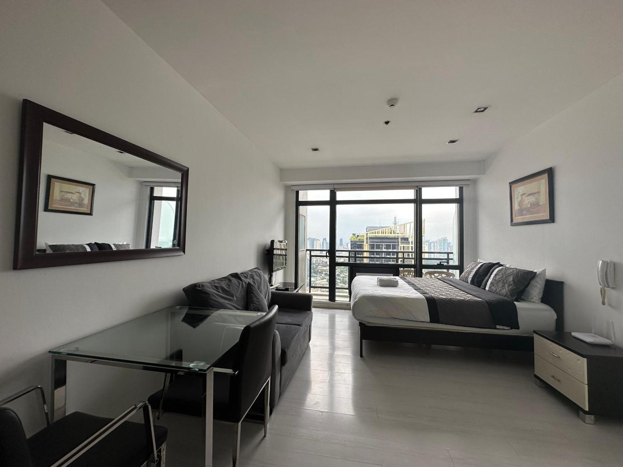 Apartment Bright In Gramercy Residences Manila