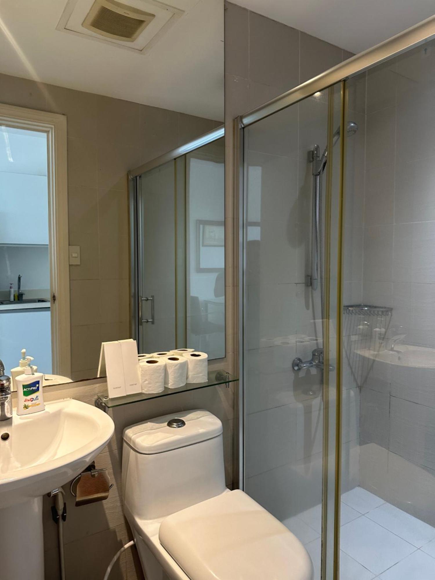 Bright In Gramercy Residences Apartment