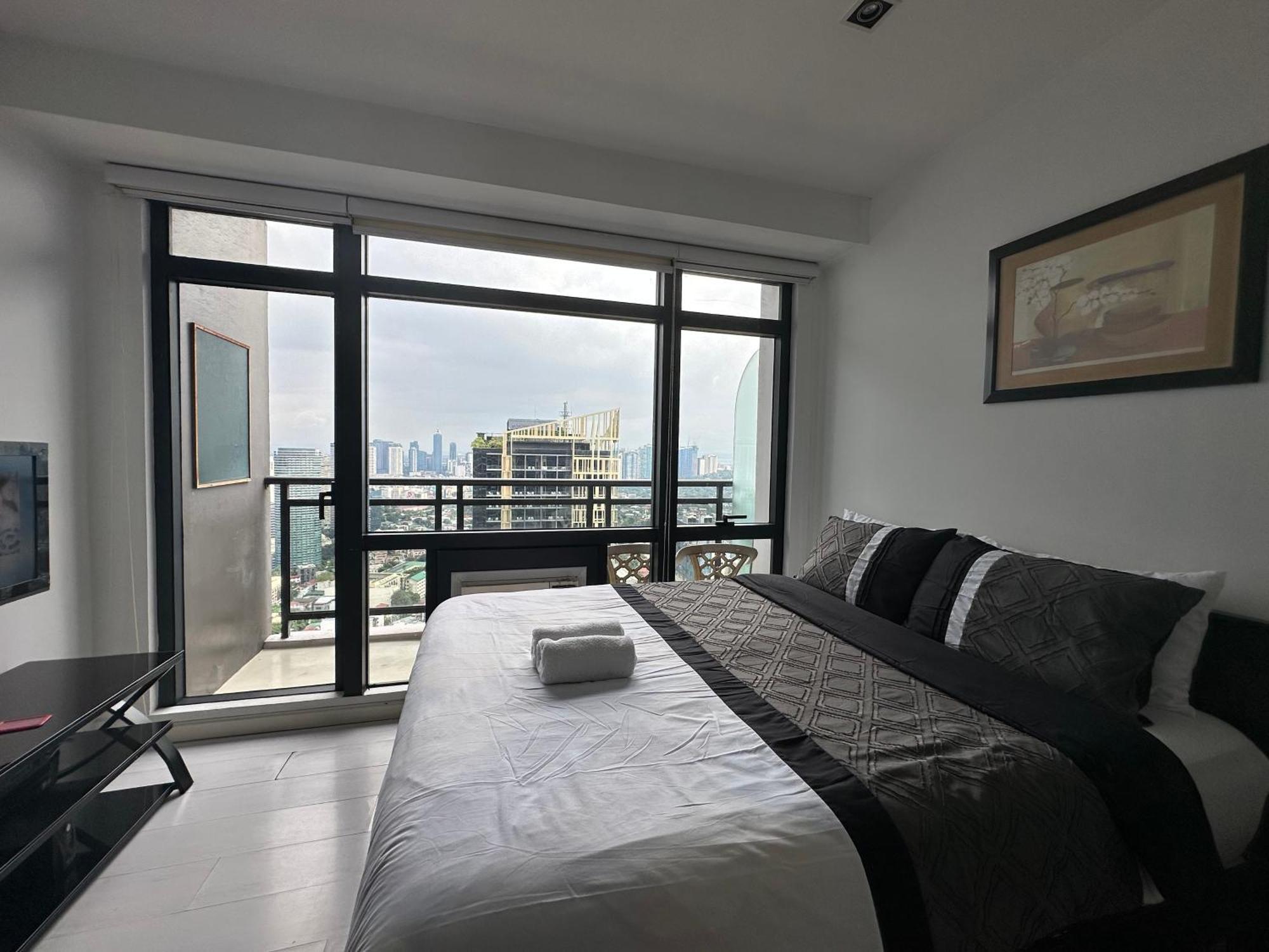 Apartment Bright In Gramercy Residences Manila