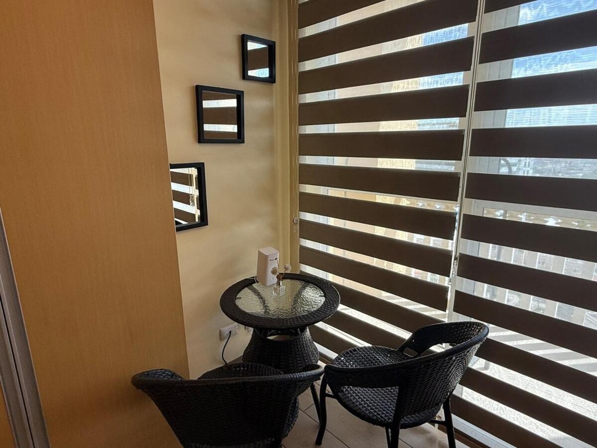 Apartment Deluxe In Venice Mall Manila