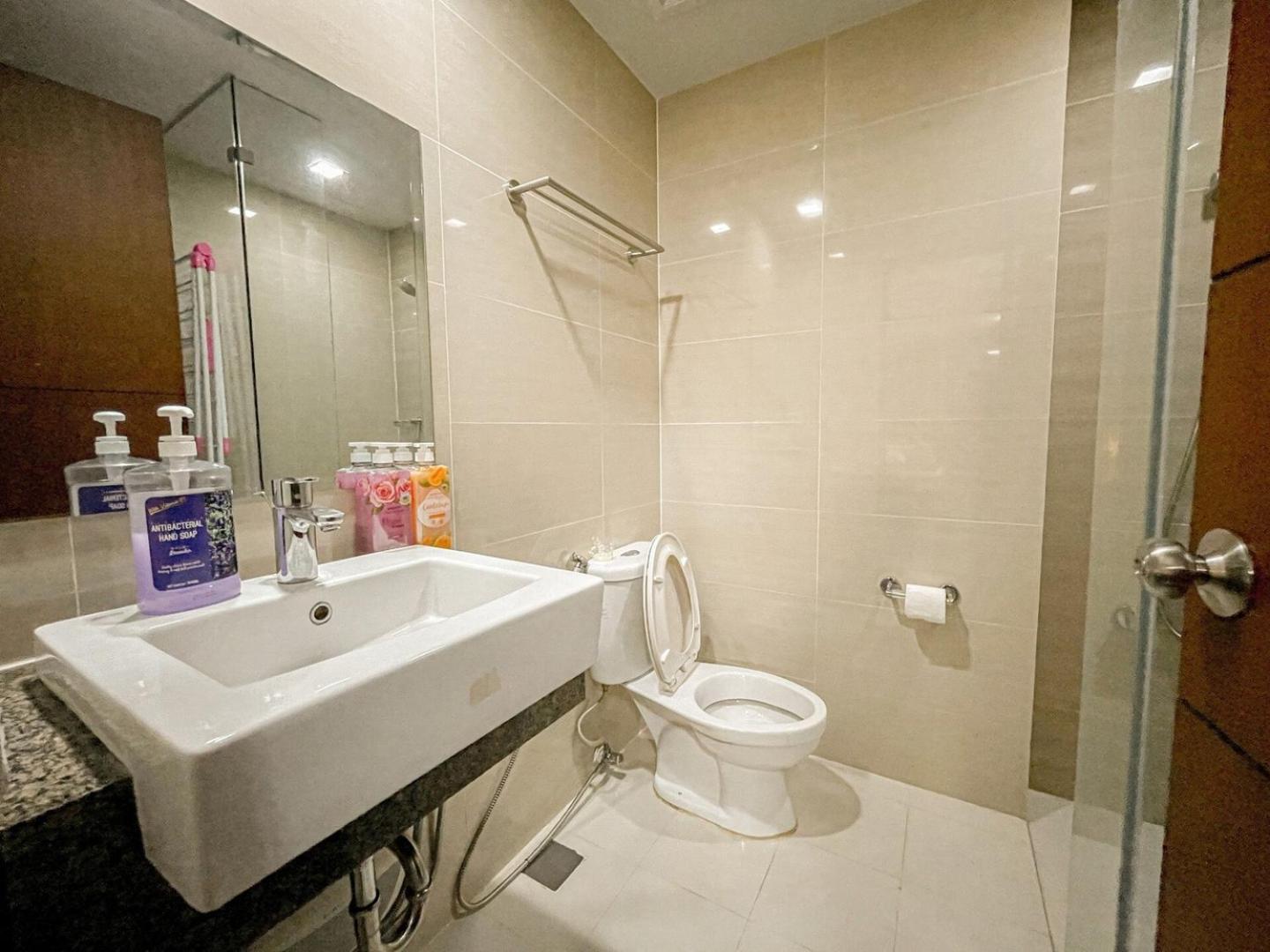 Holiday home Prime Bgc Near Uptown, Grand Hyatt #oursw18j Manila