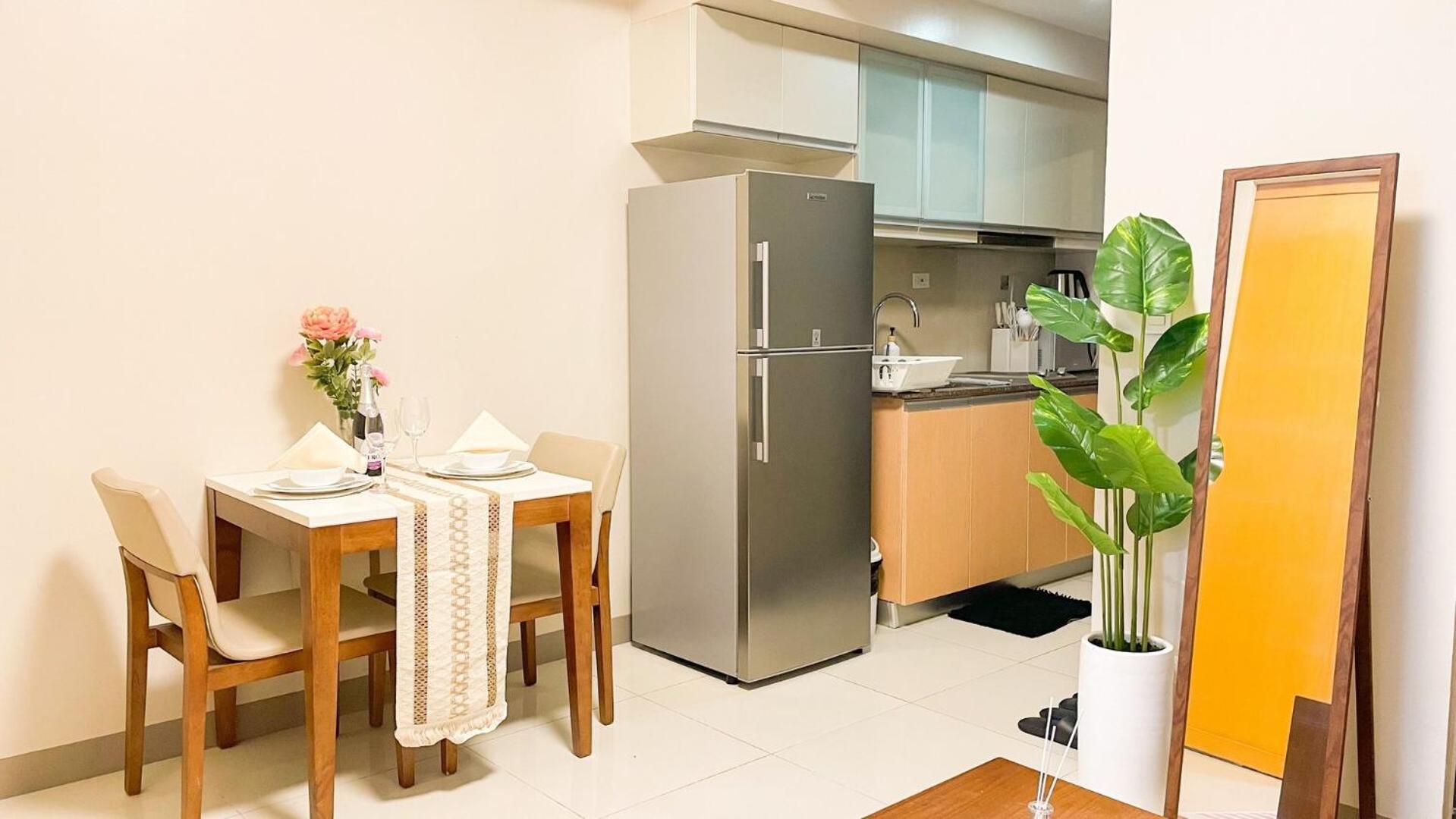 Casa de férias Luxury Bgc Condo, Steps To Uptown Mall #oursw31i *