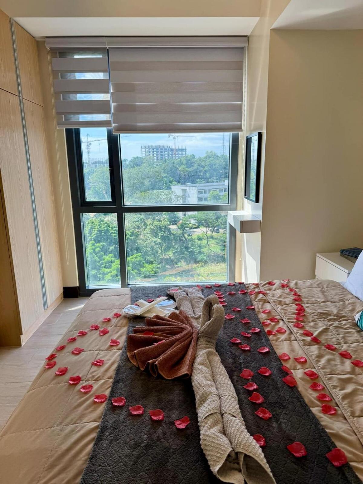 Cozy Viceroy 1br, Walk To Venice Mall *