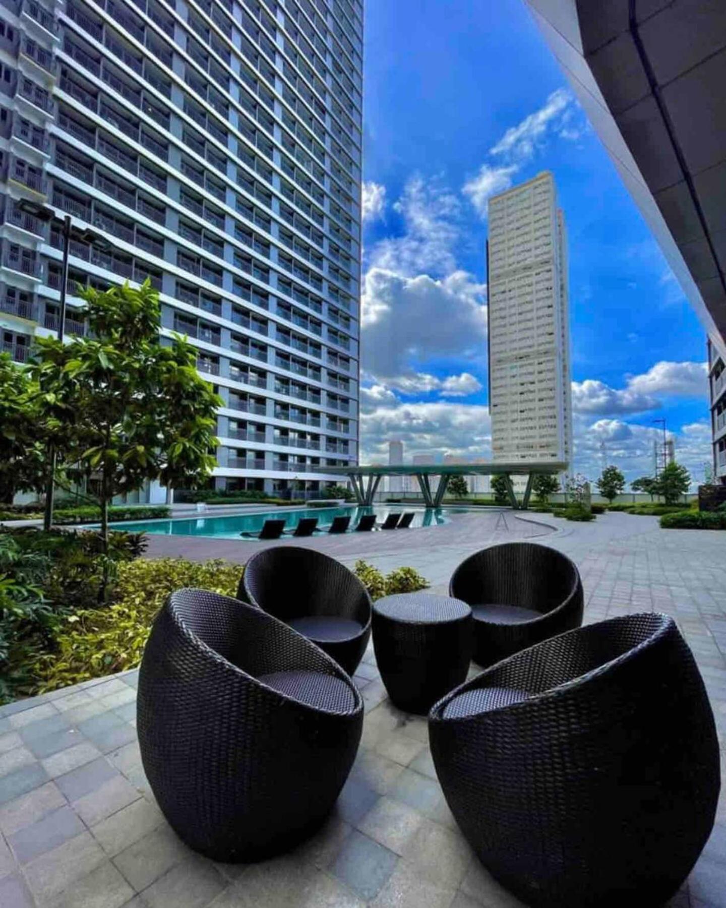 Aparthotel Smdc Fame Residences Tower1 *