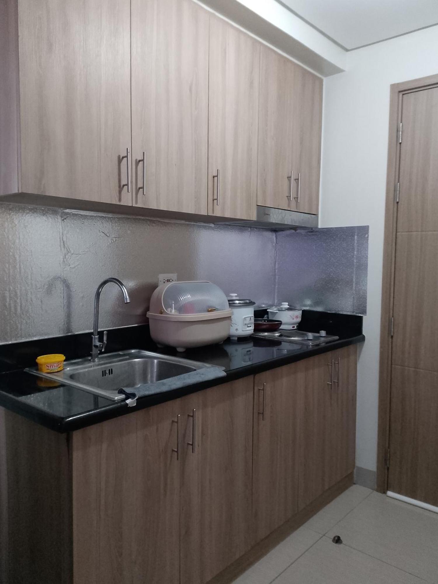 Shore 2 Tower 1 Staycation Near Moa, Picc, Starcity, World Trade, Smx, Moa Arena & Naia 123 Apartment Manila