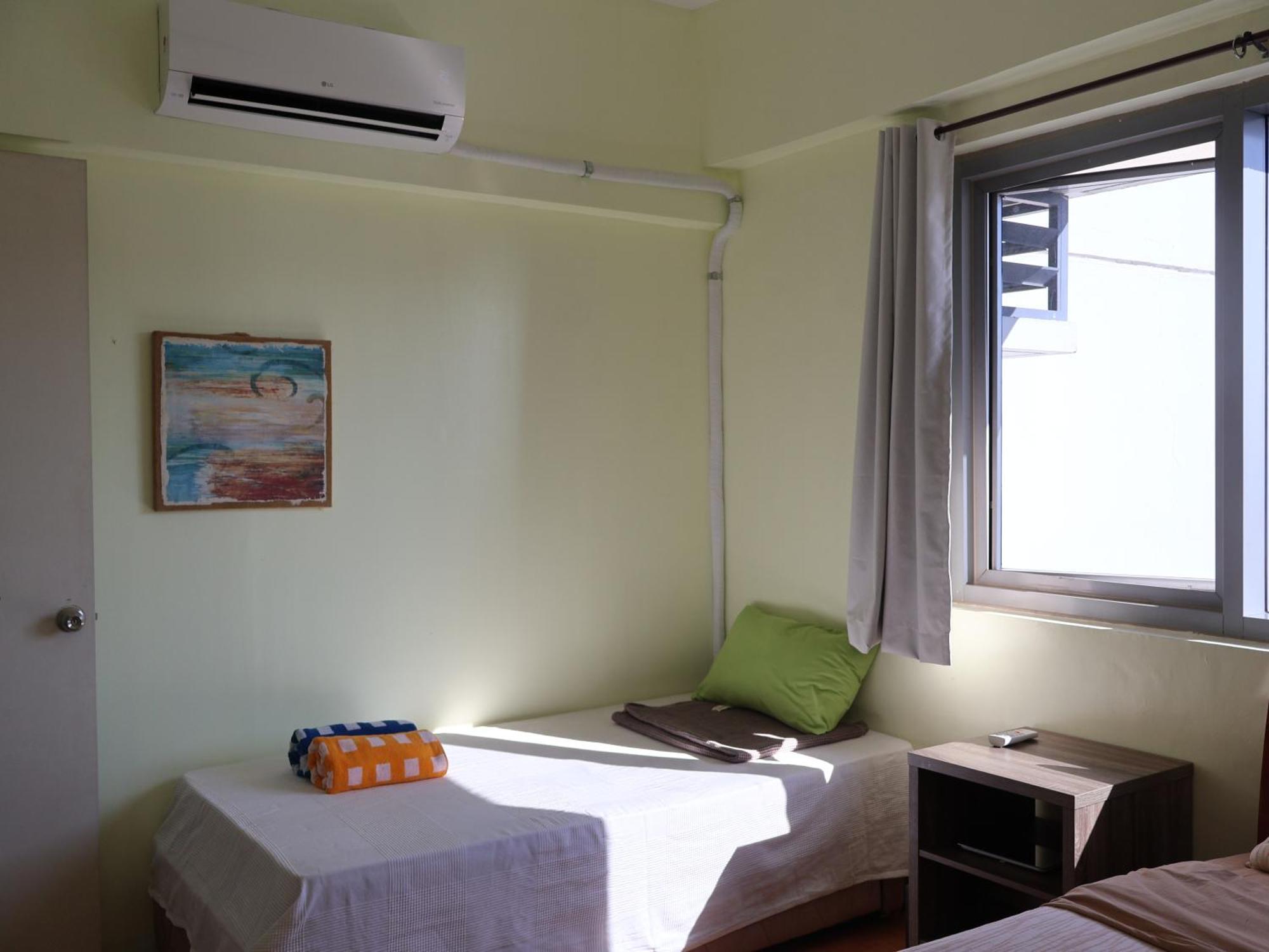 Simple&convience 1br In Bgc Near Hight Street Sm Aura * Manila