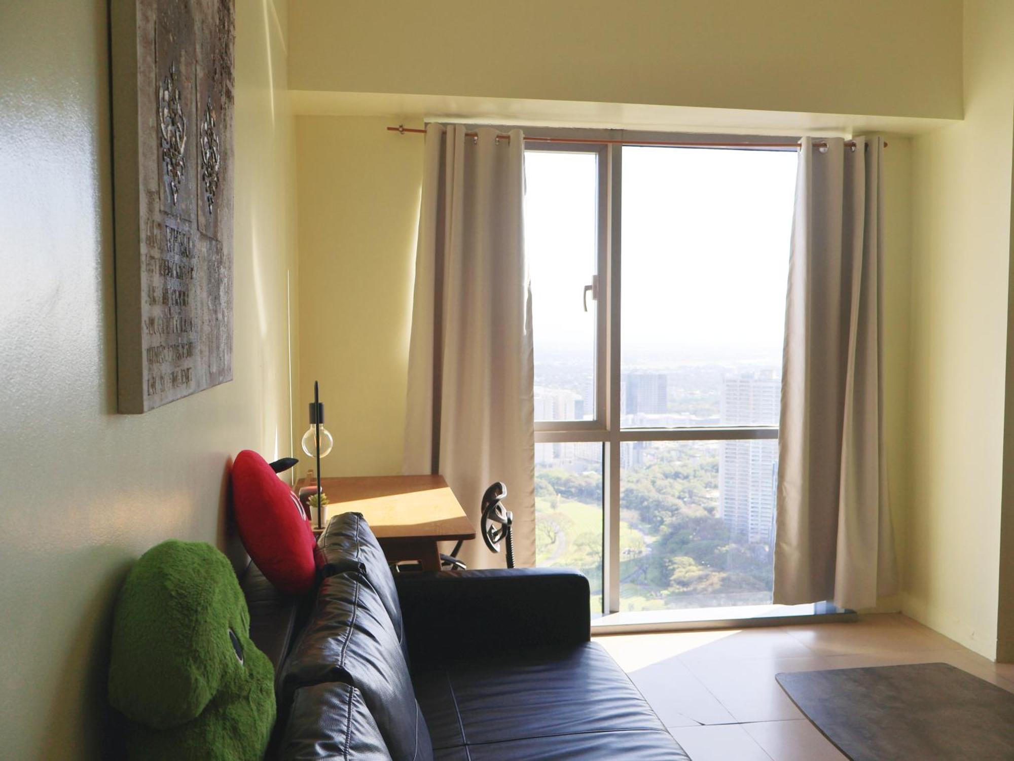 Simple&convience 1br In Bgc Near Hight Street Sm Aura * Manila