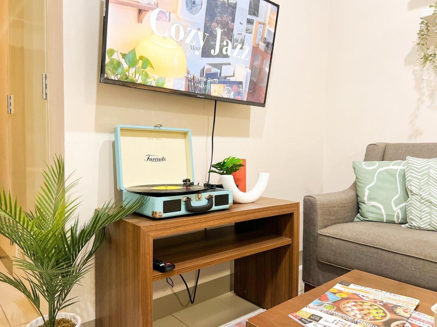 Bgc Staycation: 1br Uptown Area #ournw12d Holiday home Manila