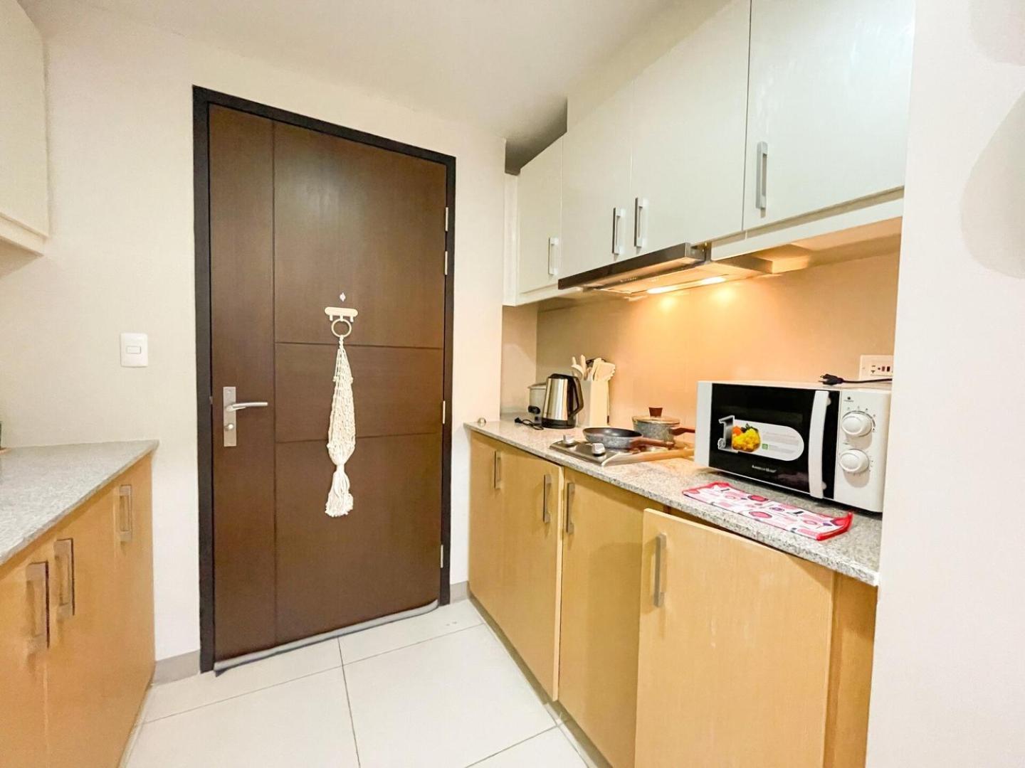 Premium Bgc 1br Near Grand Hyatt #upt119h * Manila