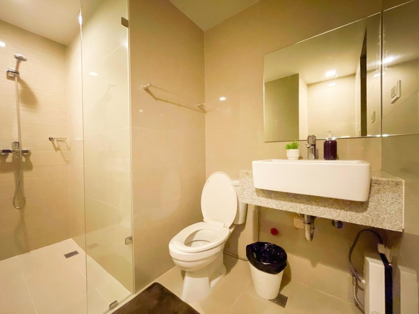 Bahay bakasyunan Premium Bgc 1br Near Grand Hyatt #upt119h
