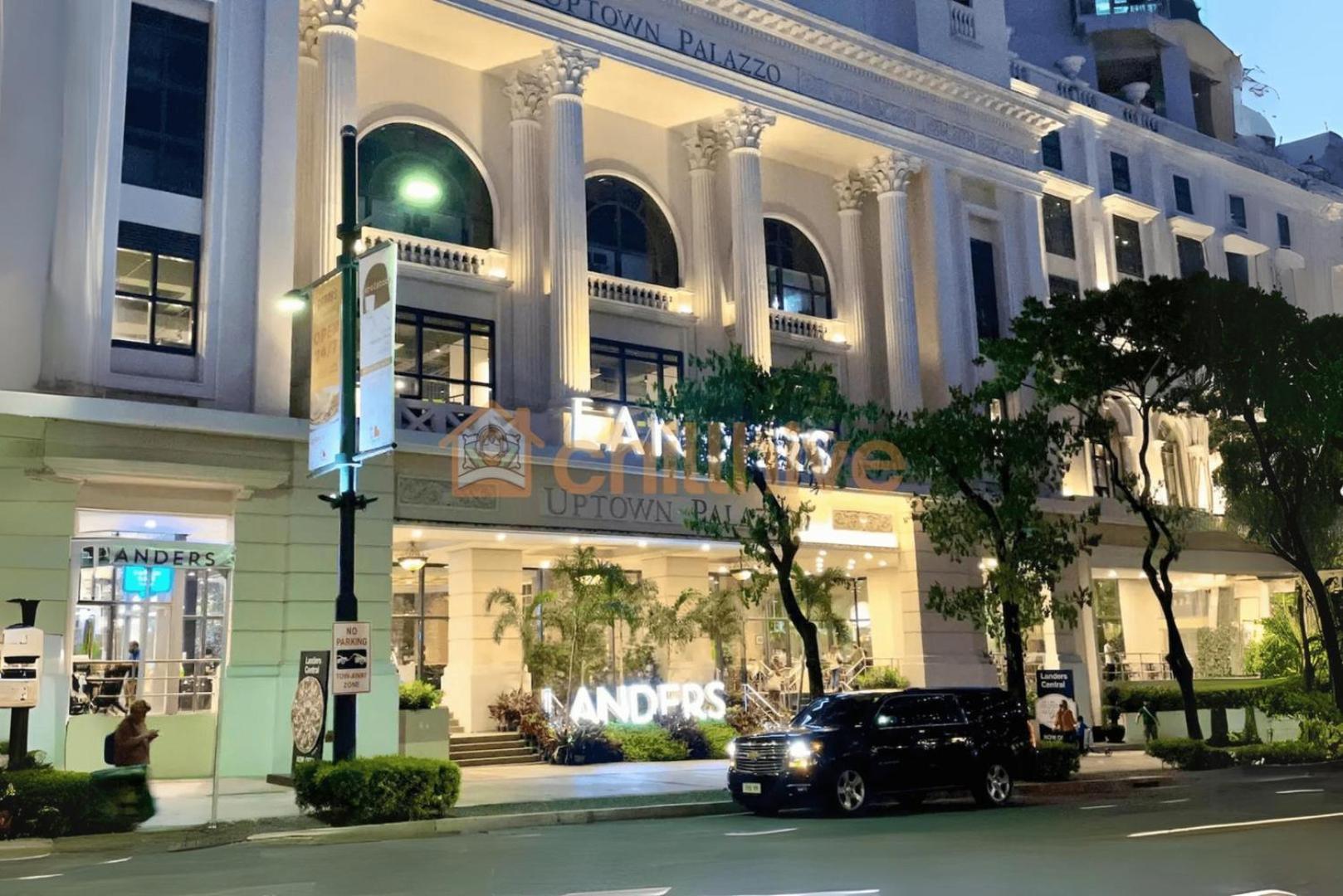 Holiday home Prime Bgc 1br Near Mitsukoshi Mall #upt16m Manila