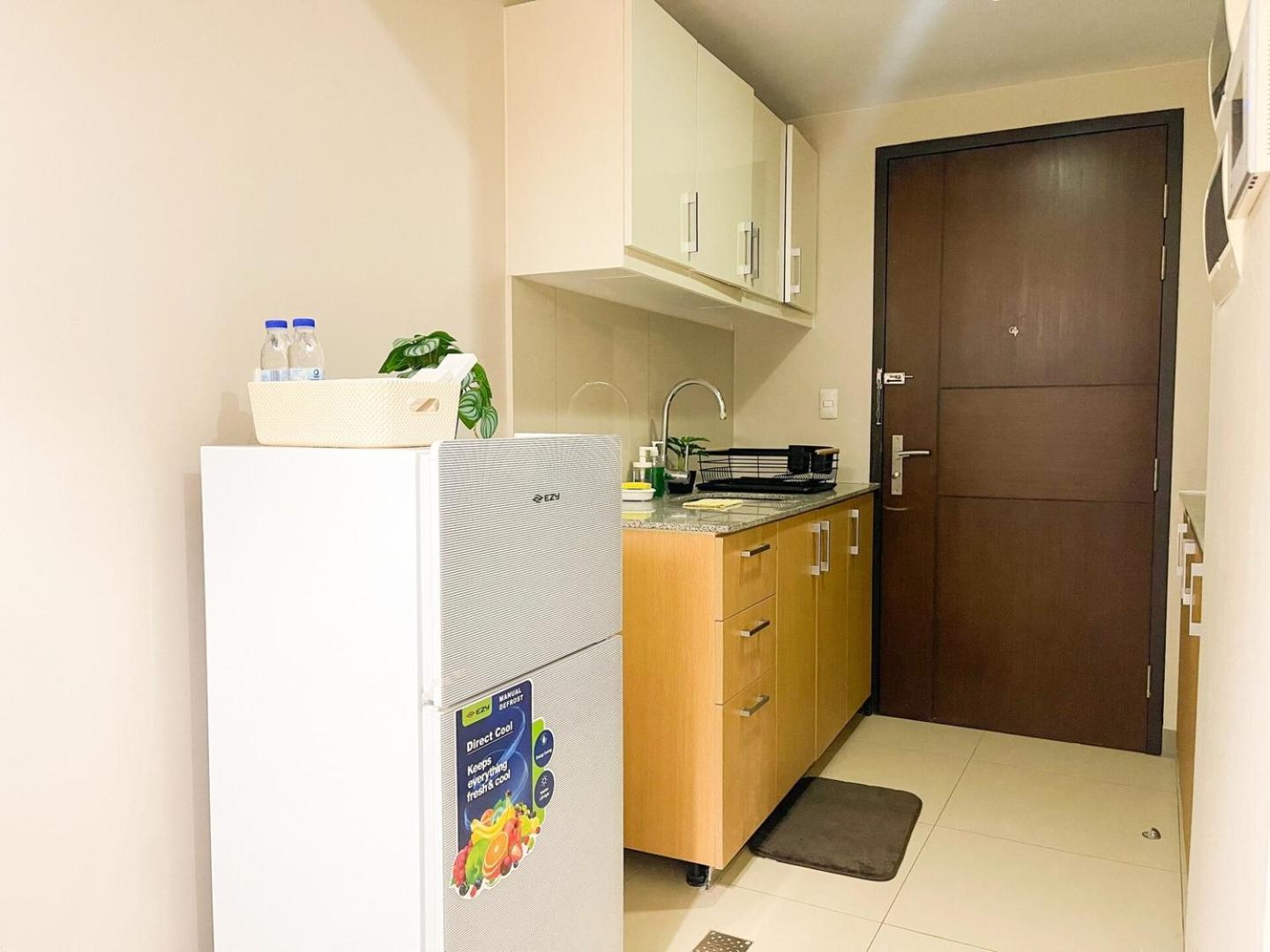 Holiday home Prime Bgc 1br Near Mitsukoshi Mall #upt16m