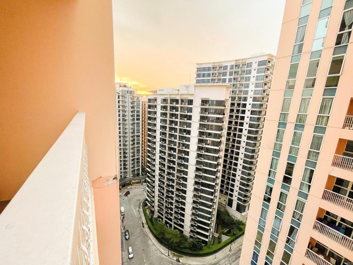Casa de férias Luxurious Beside Venice Mall #vlrtd20e Manila