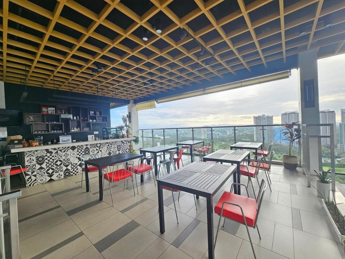 The Residences At Bcct By Ph Cozy Retreat With Hotel-style Comforts And Convenience, Location In Bgc Apartment