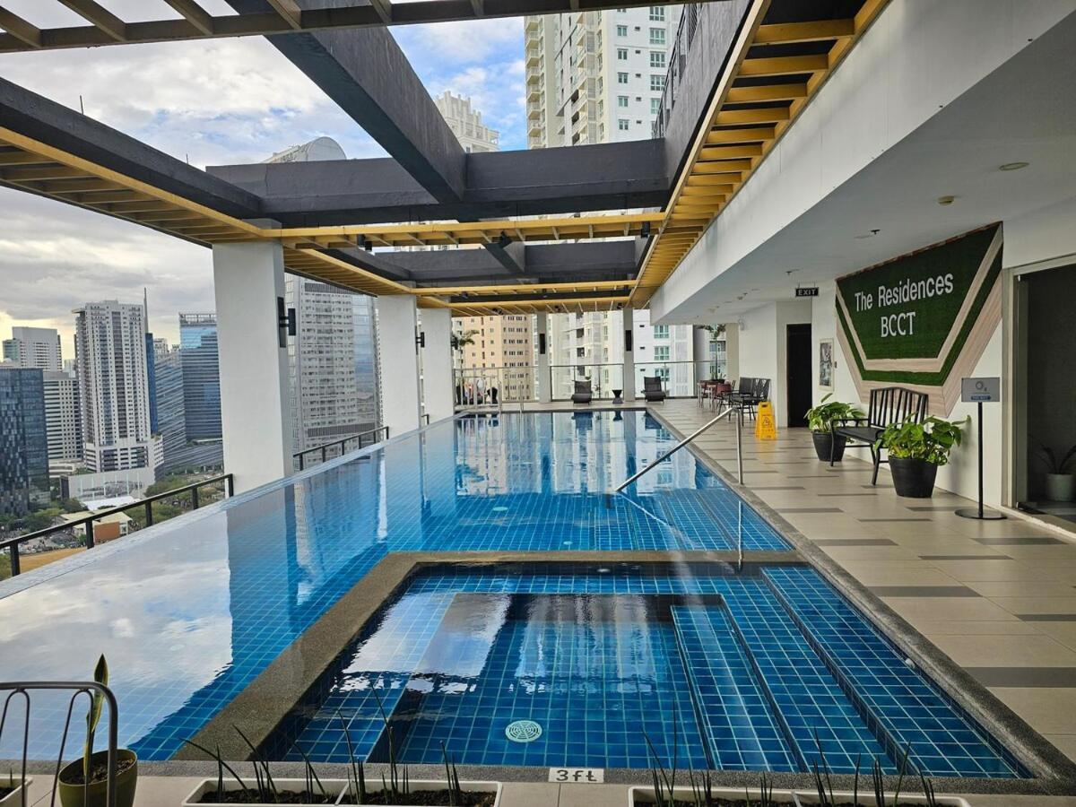 Apartment The Residences At Bcct By Ph Cozy Retreat With Hotel-style Comforts And Convenience, Location In Bgc *