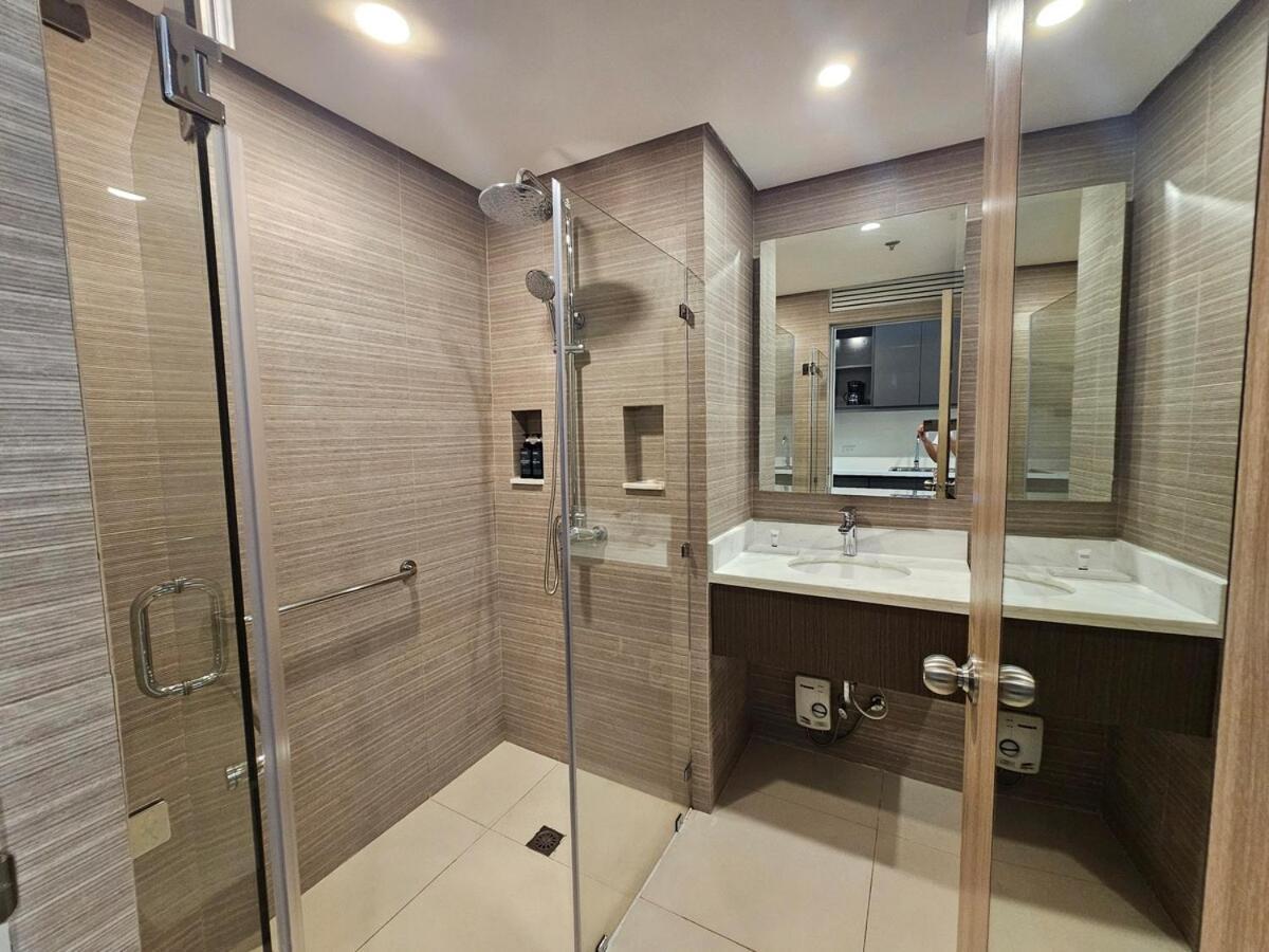The Residences At Bcct By Ph Cozy Retreat With Hotel-style Comforts And Convenience, Location In Bgc Apartment