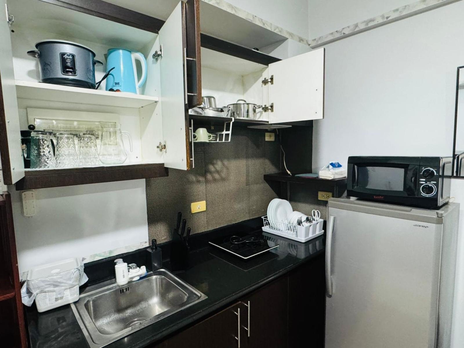 Stamford Residences Fully-furnished * Manila
