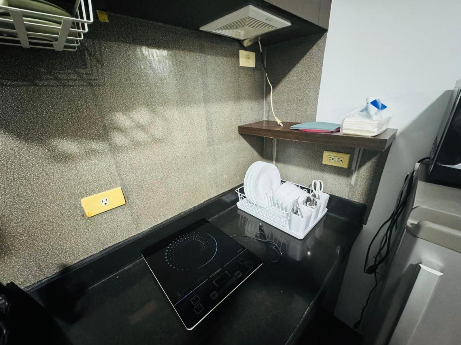 Stamford Residences Fully-furnished