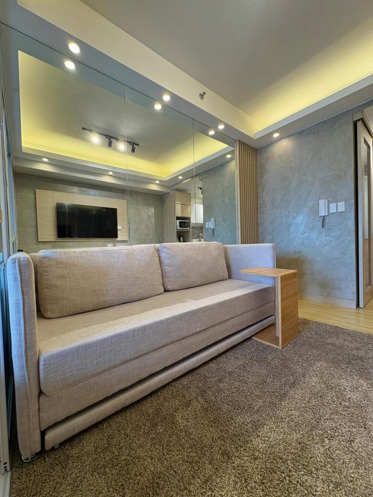 1ldk Air In Makati Apartment