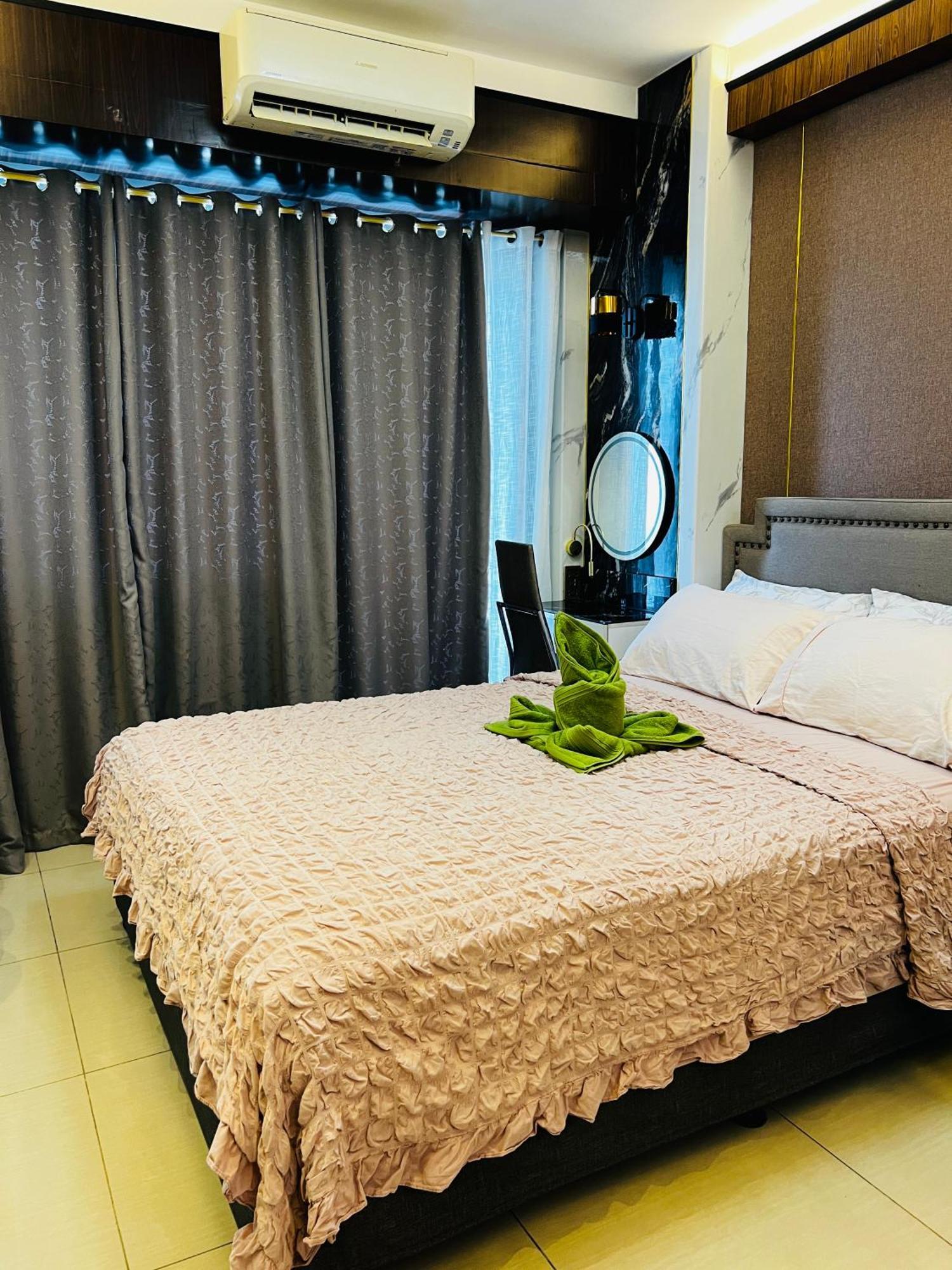 Shell Residences Condotel Near Naia And Mall Of *