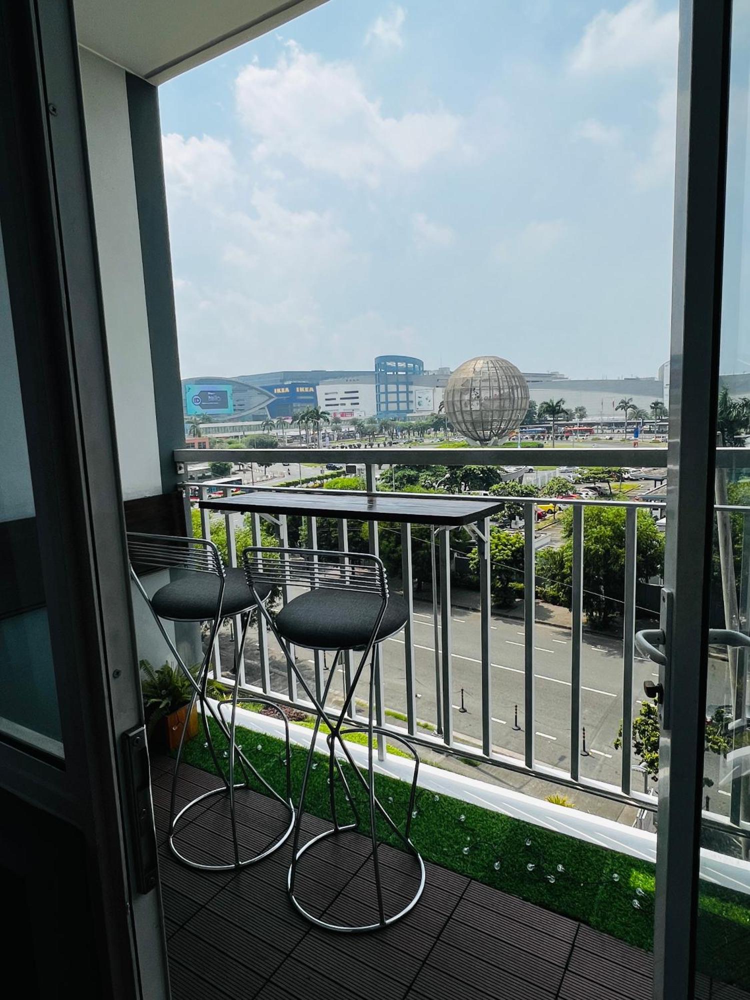 Apartment Shell Residences Condotel Near Naia And Mall Of Manila