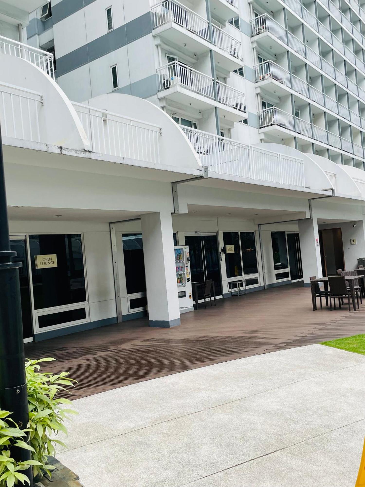 Apartment Shell Residences Condotel Near Naia And Mall Of Manila