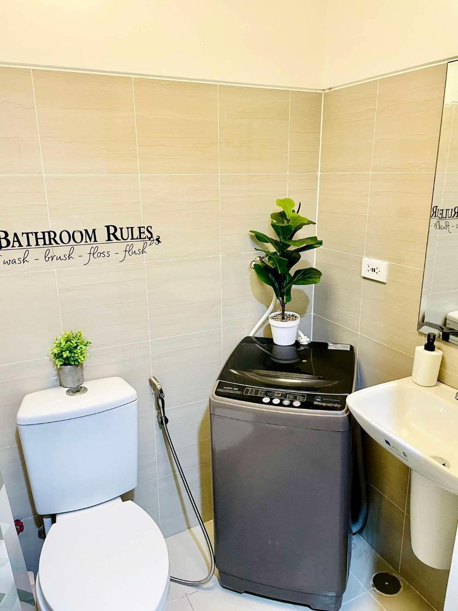 Smdc Shore Residences 4*