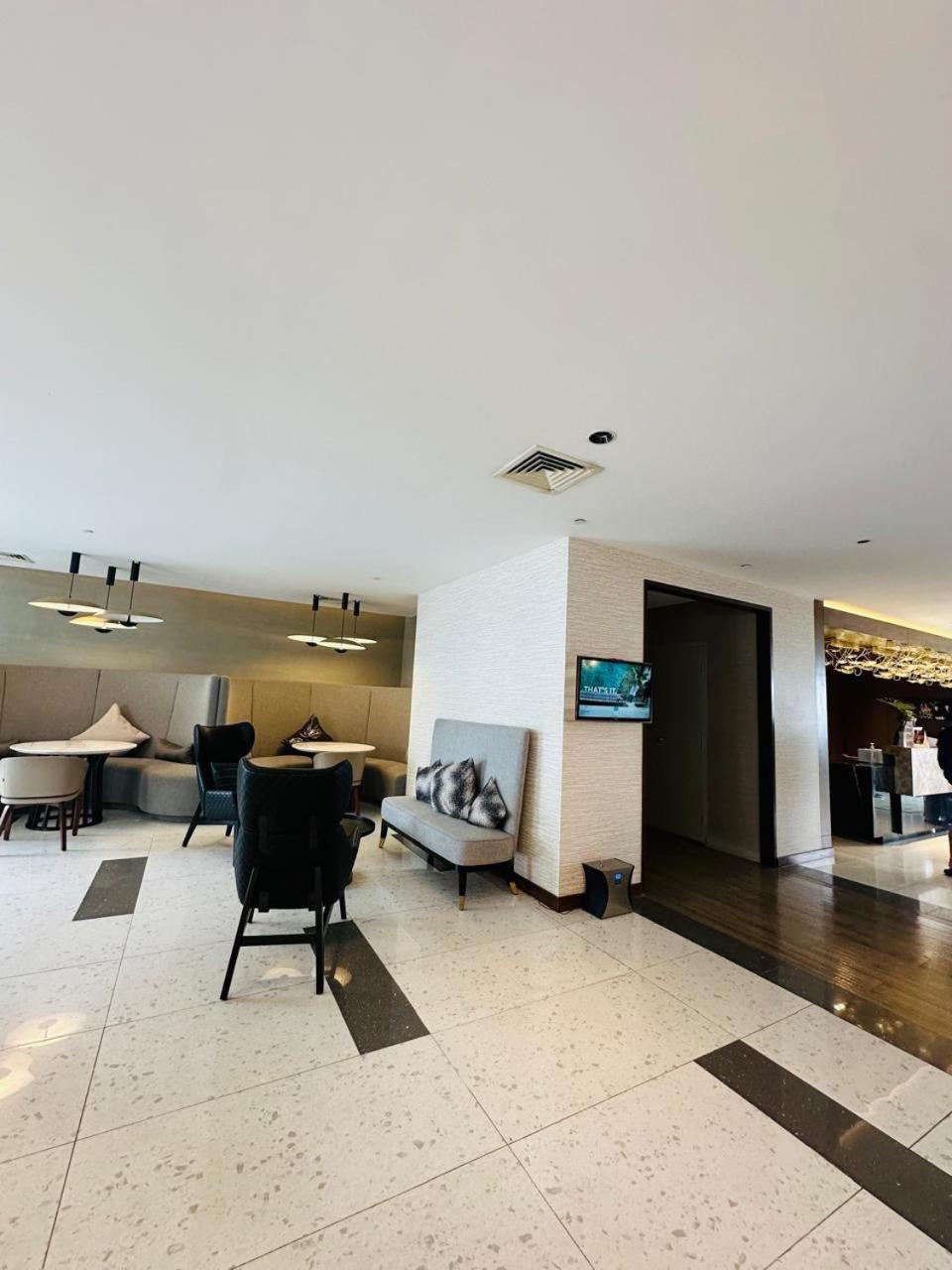 Residences At Acqua Madr Excellence