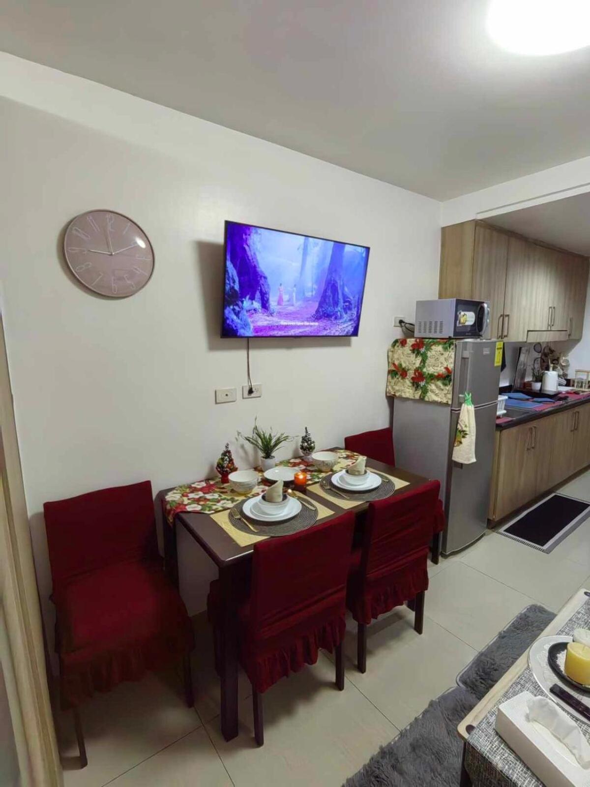 Mall Of Asia's Staycation Apartment