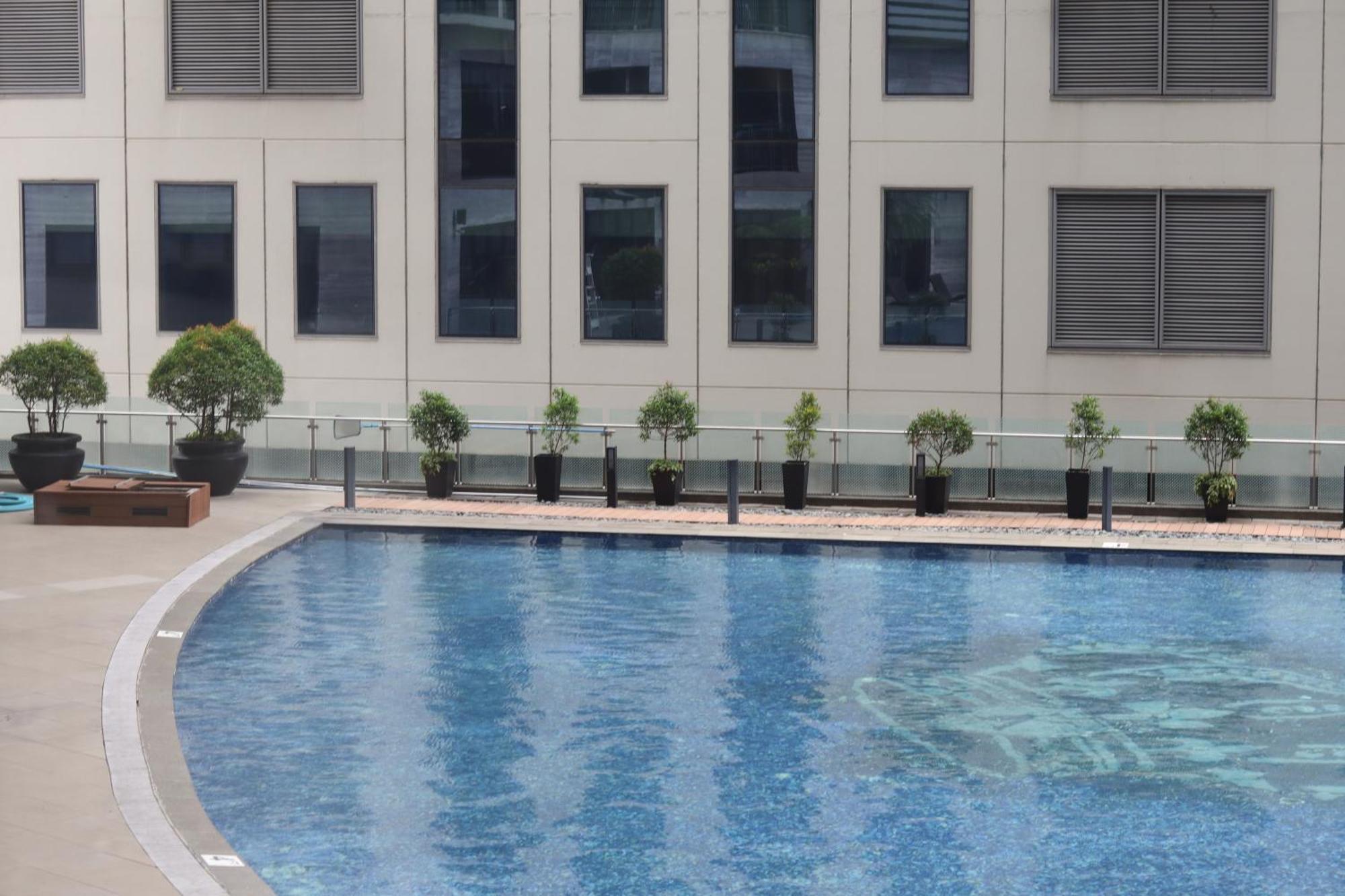 With Free Amenities Access At Poblacion Makati Aparthotel Manila