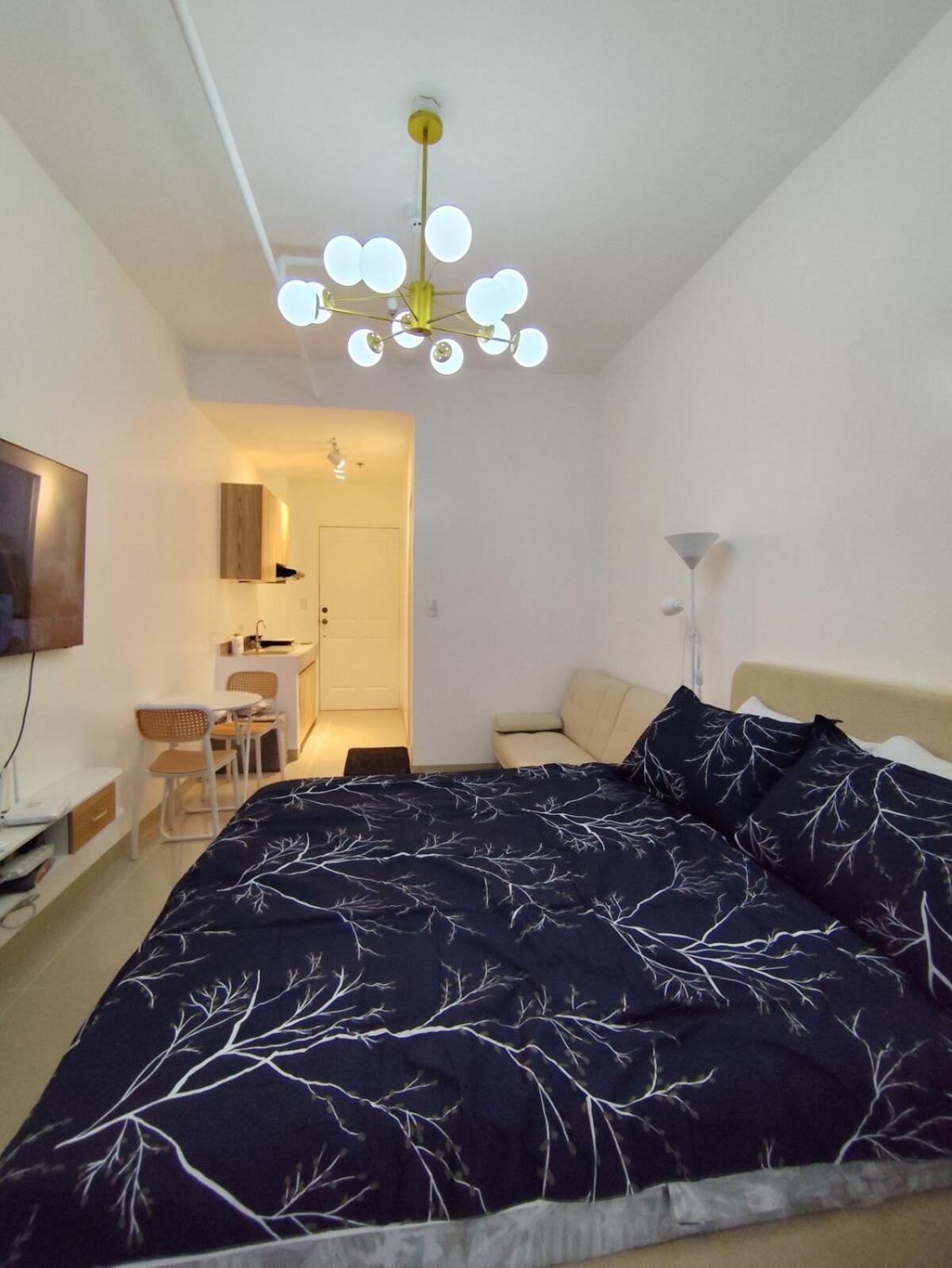Flat In Tomas Morato Manila