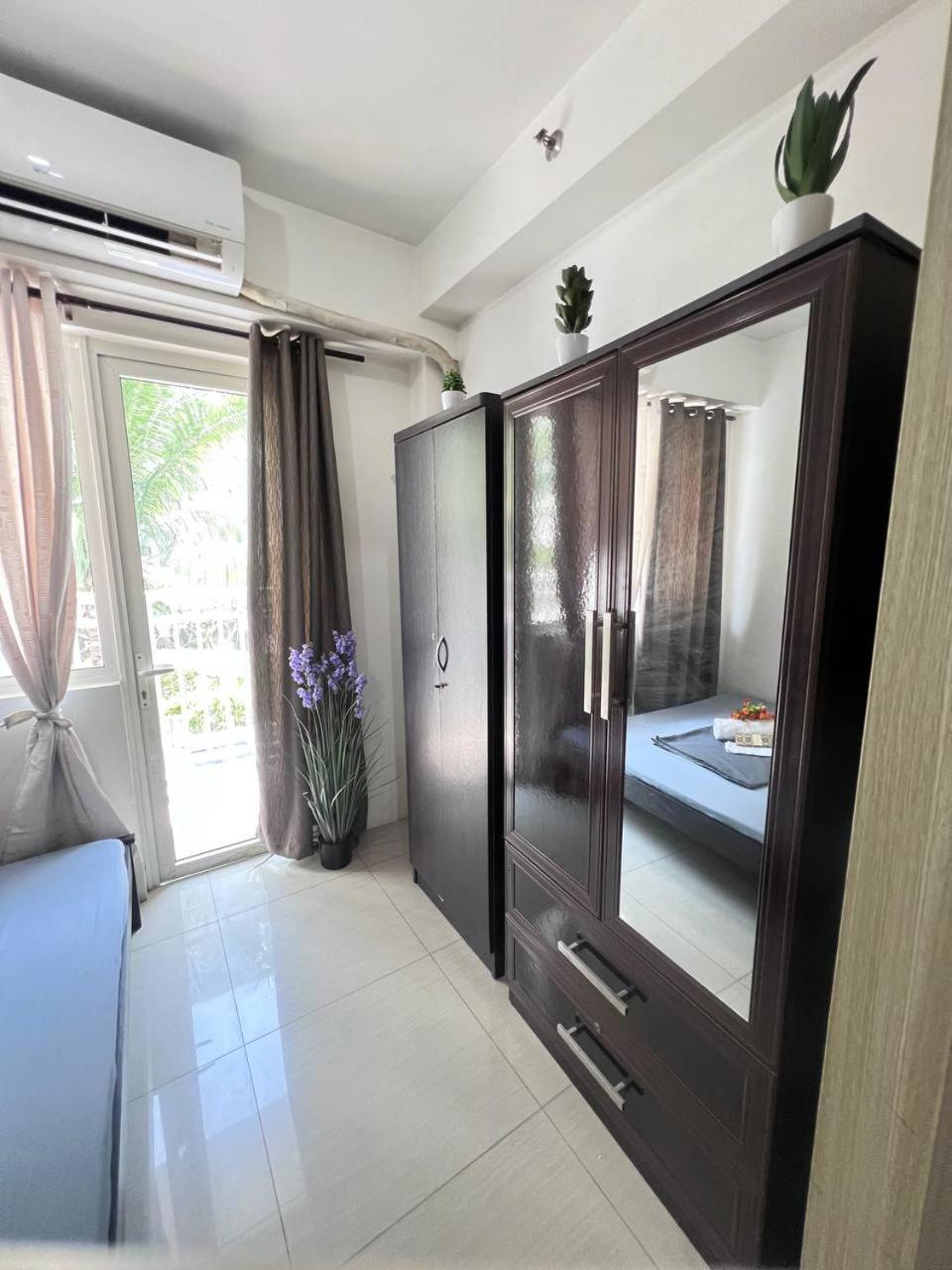 Unistay Shore Amazing Pool View 4*
