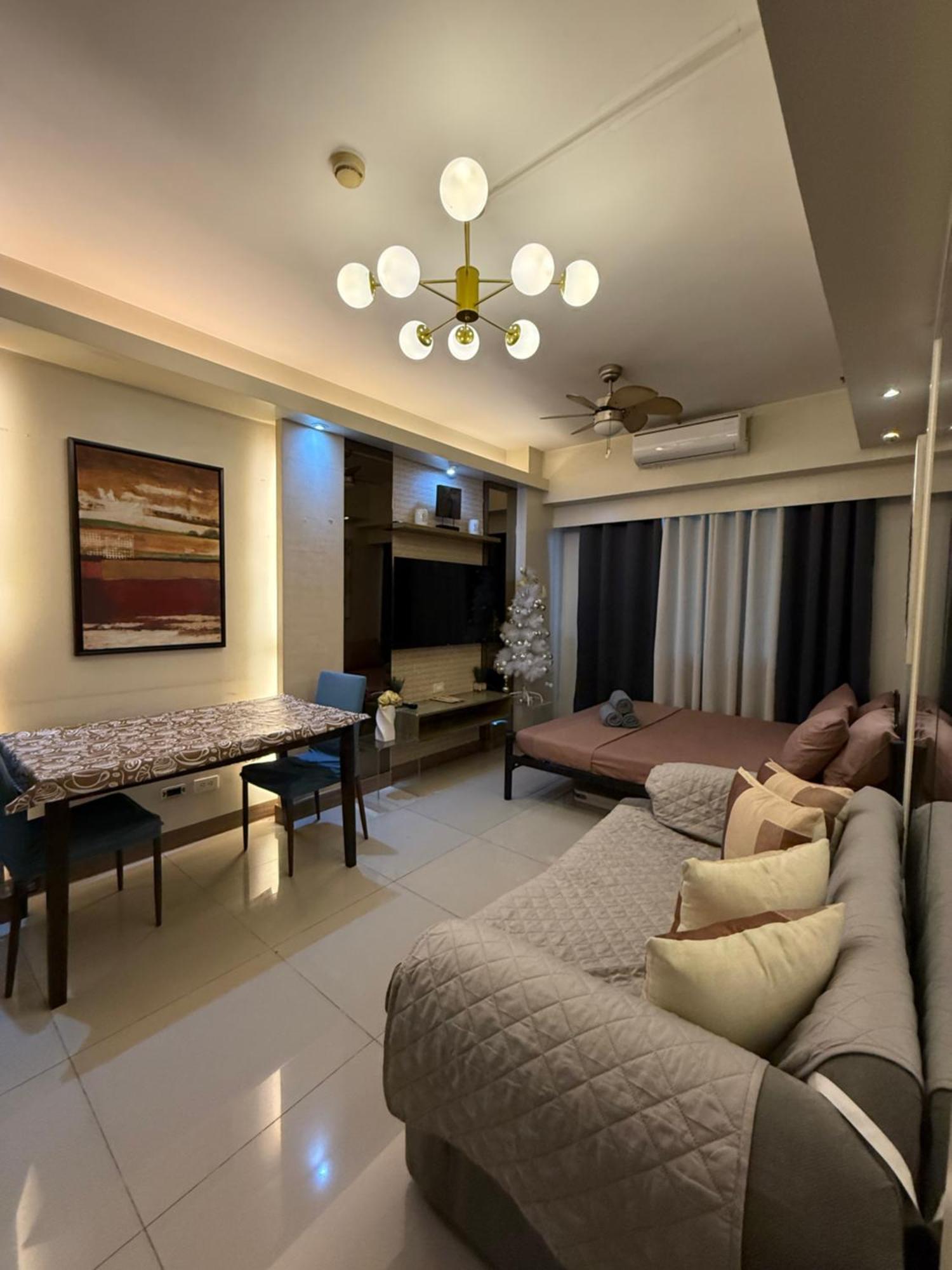 Abby Staycation Aparthotel Manila