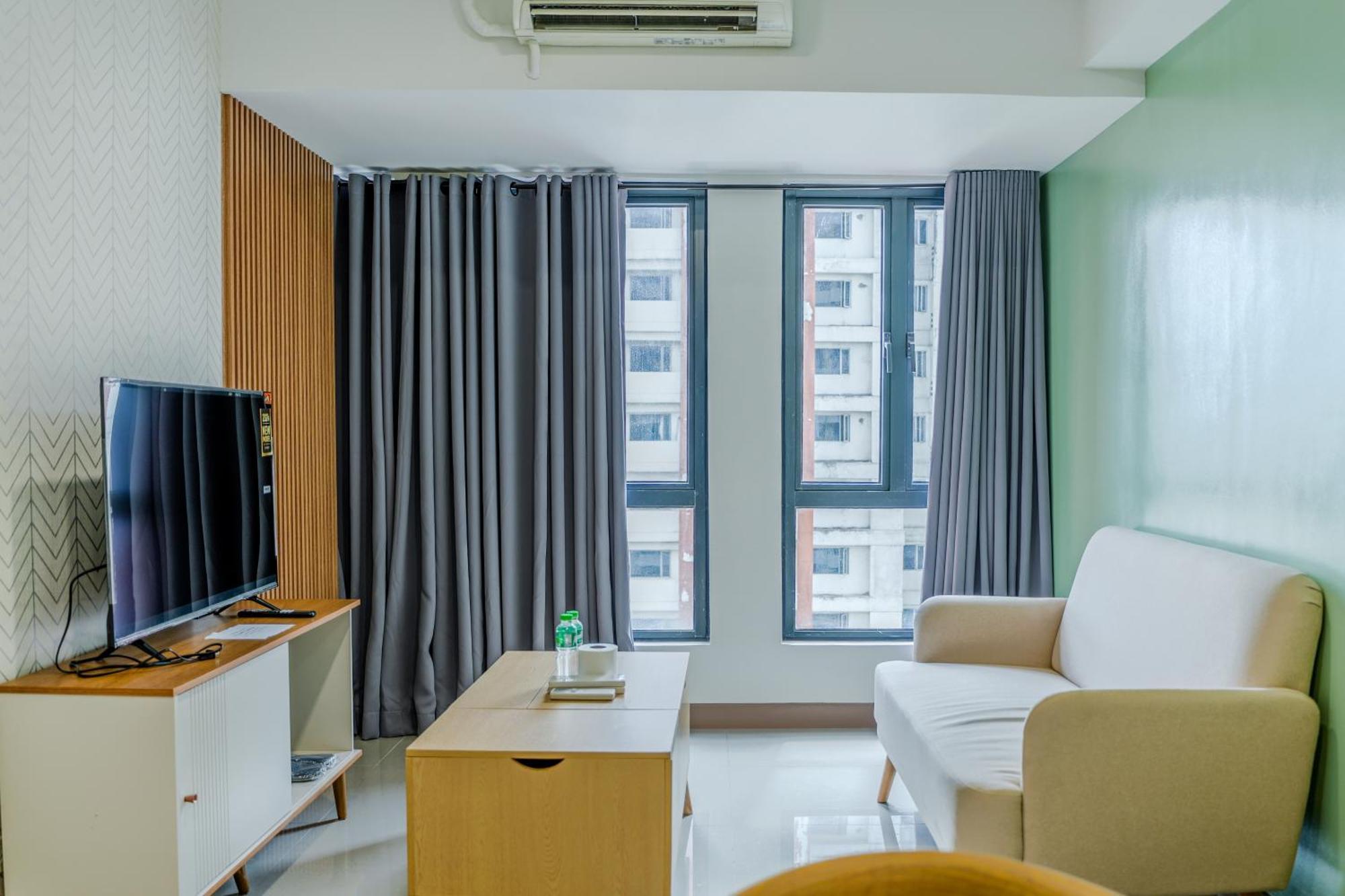 Sapphire Seaview Park Near Okada, Solaire, Moa, Naia Airport Aparthotel