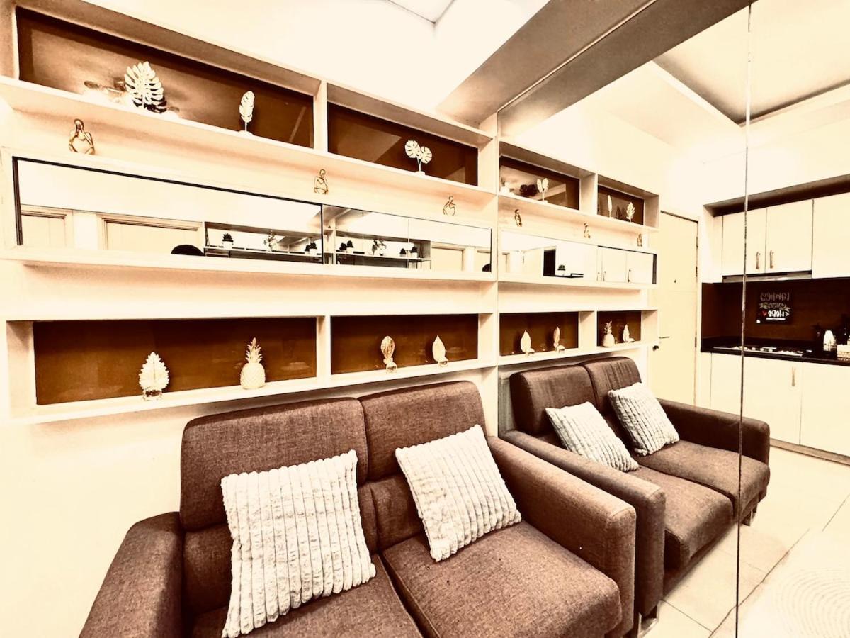 Charming 2 Bedroom Makati Apartment