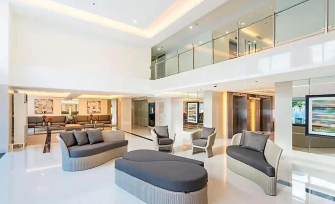 Apartment Charming 2 Bedroom Makati *
