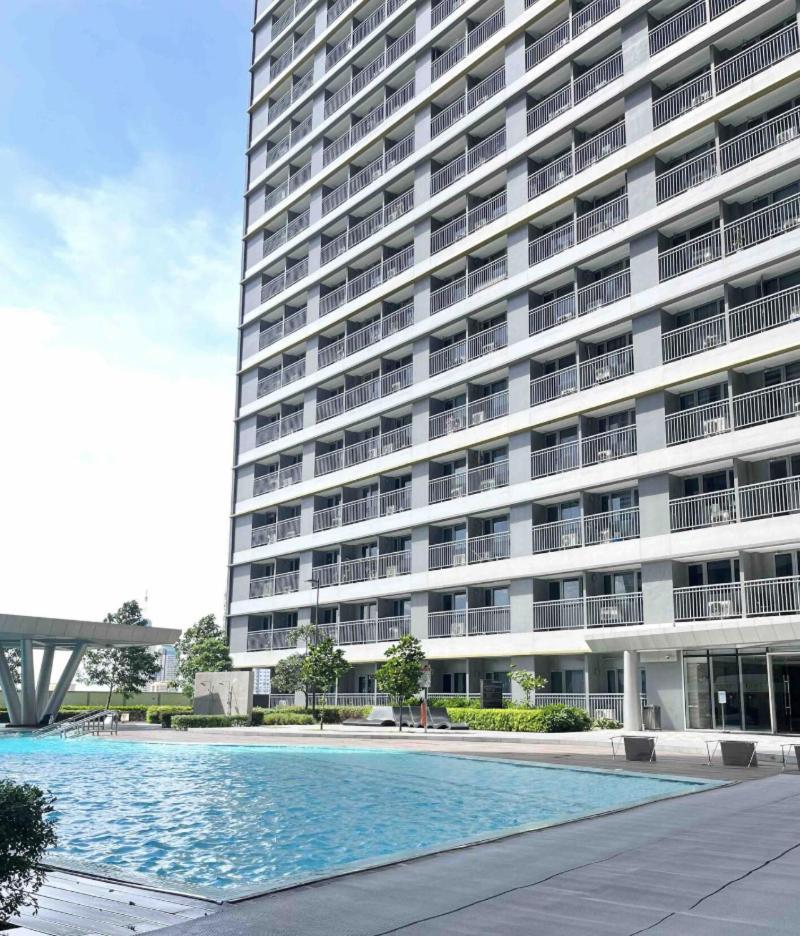 Apartment Staycation Bliss At Fame