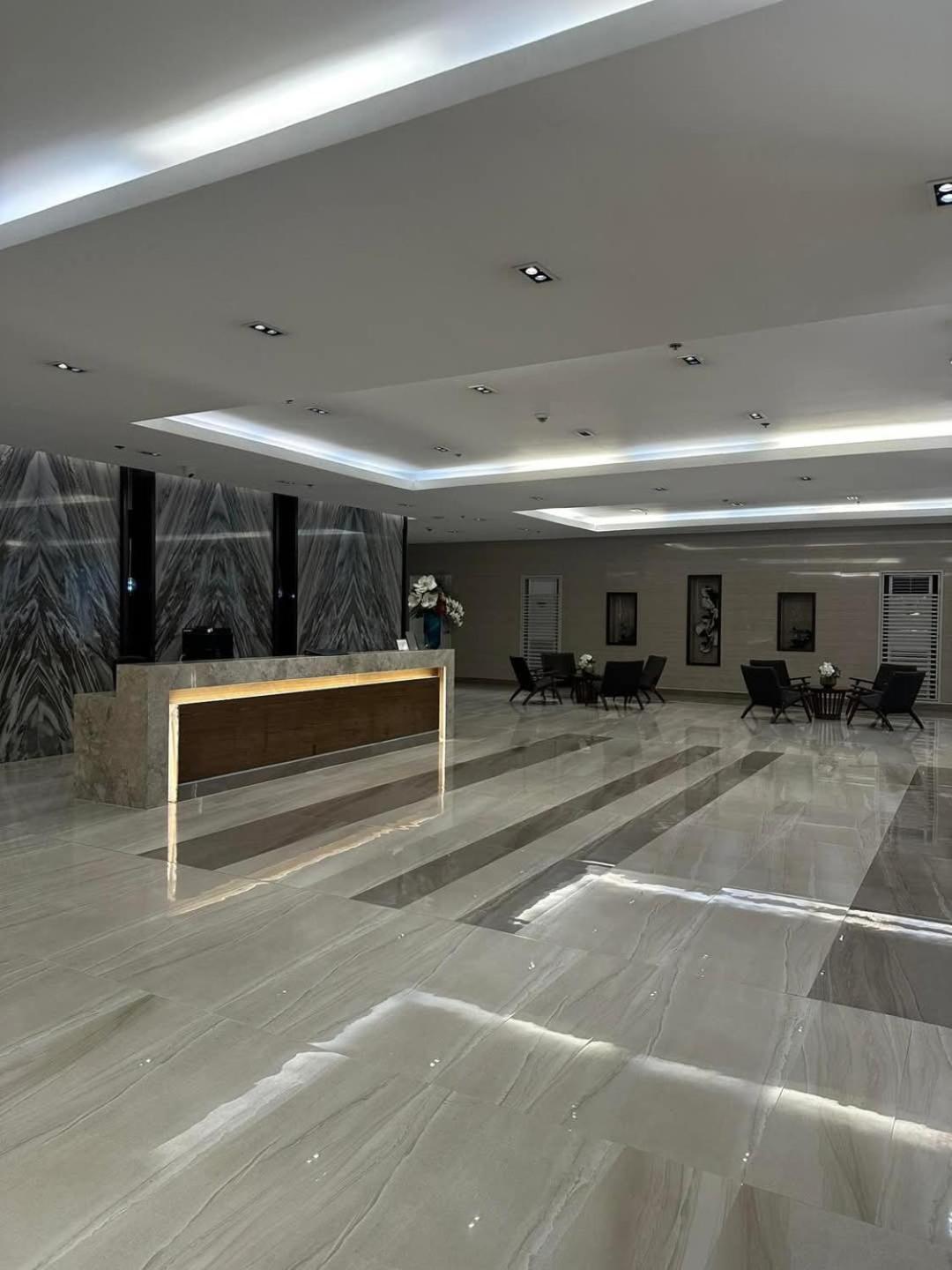 Caine's 27th Feel Our And Warmth Welcome Aparthotel Manila