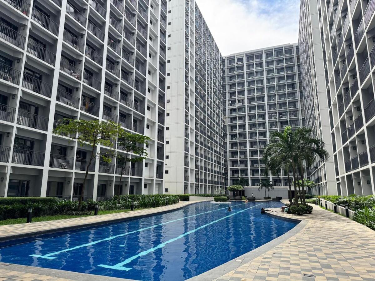 Apartamento Shore 2 Residences Cozy 7106 Facing Pool Near Sm Mall Of By Prime *