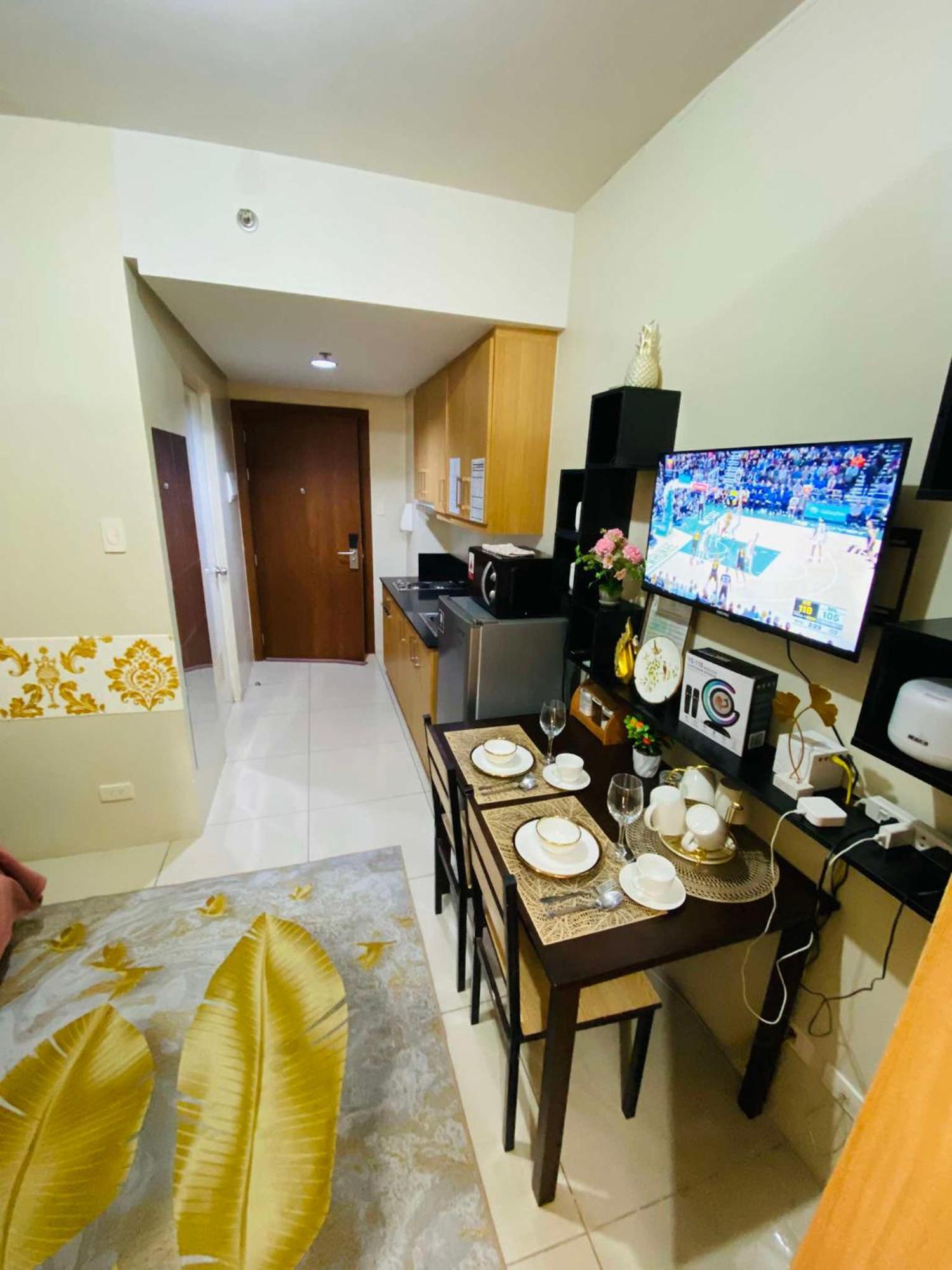 Apartment 333d- 1br 1folding Bed Pool View Manila