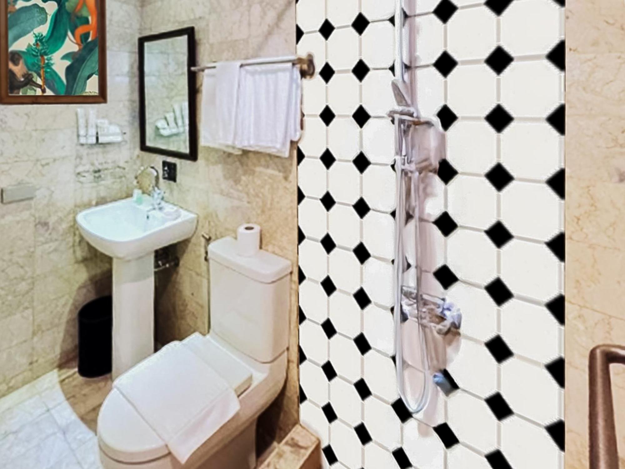 Miranamin Nest Kamantigi - Pet Friendly, Shared Kitchen, Historical Home! * Manila