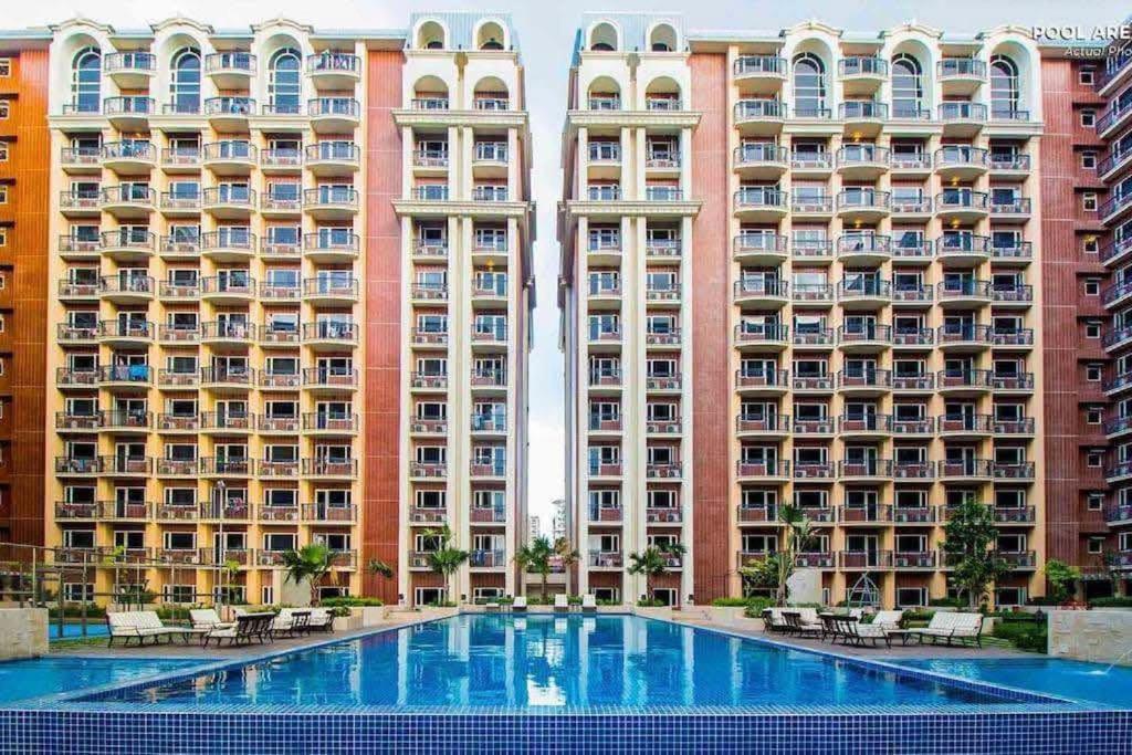 Aparthotel Monarch Parksuites 6 Months Minimum Tenure Manila