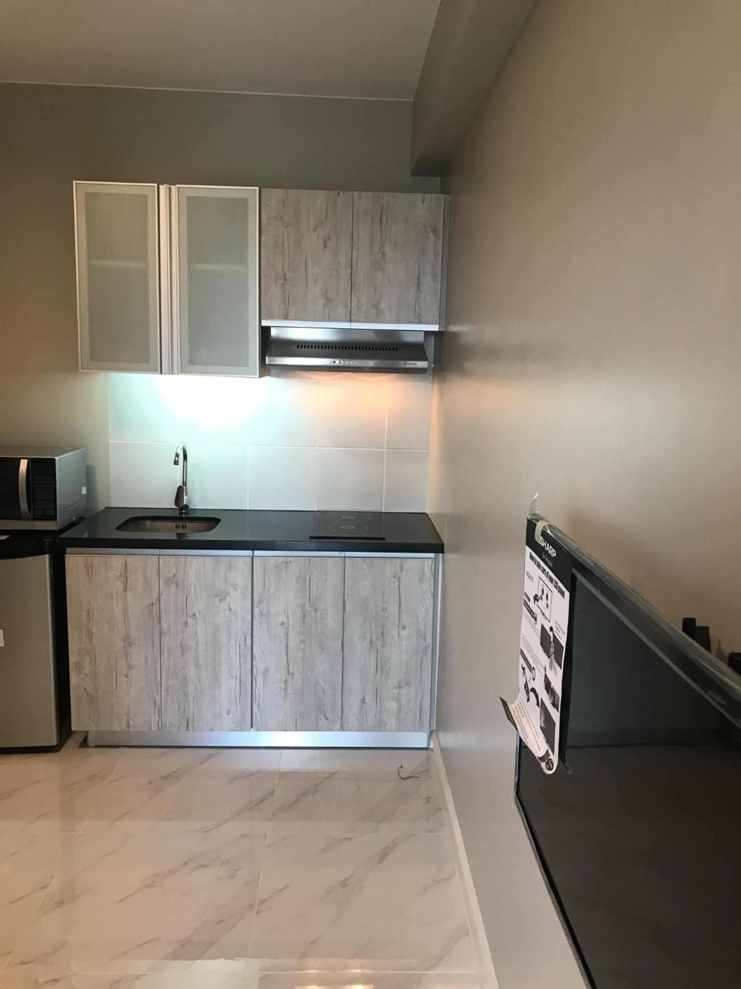 Monarch Parksuites 6 Months Minimum Tenure Manila