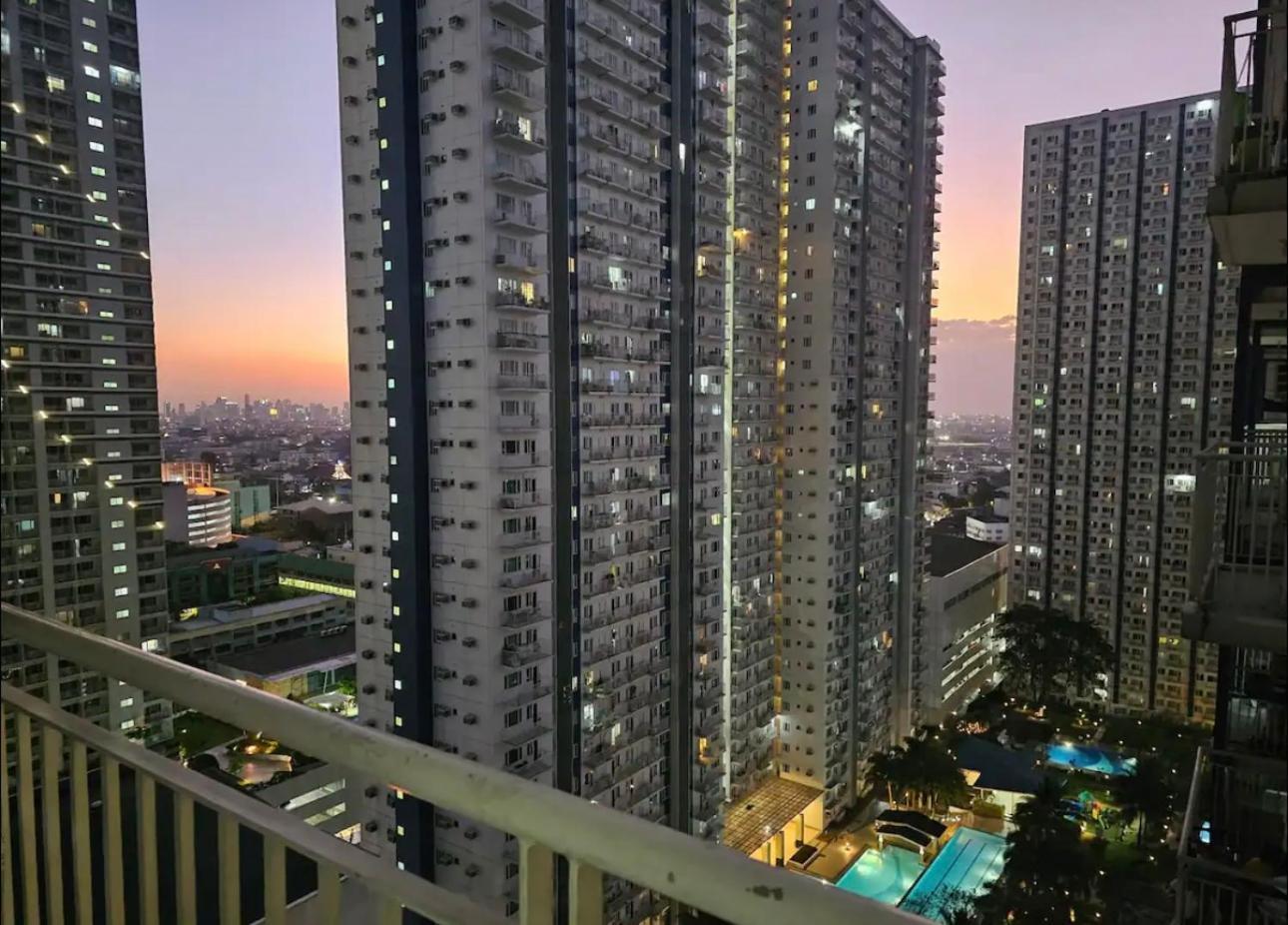 Grass Residences Staycation *