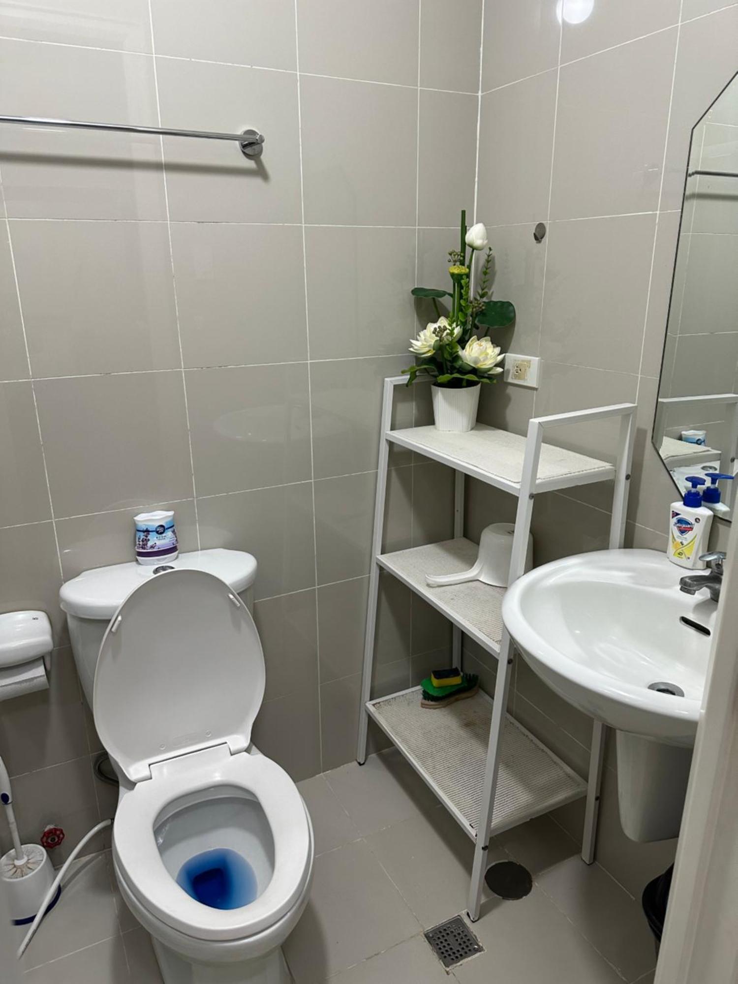 Grass Residences Staycation Aparthotel