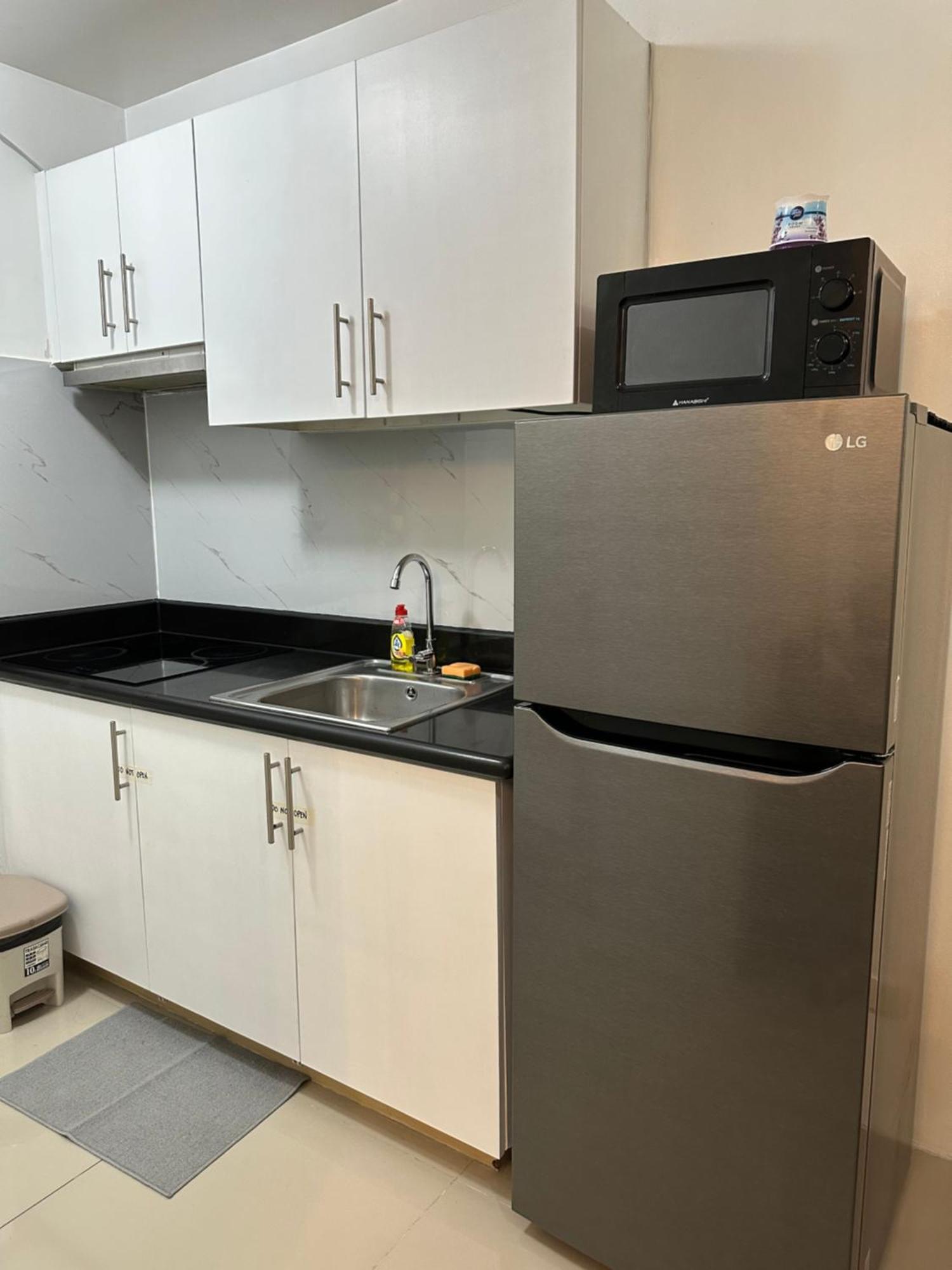 Grass Residences Staycation Aparthotel